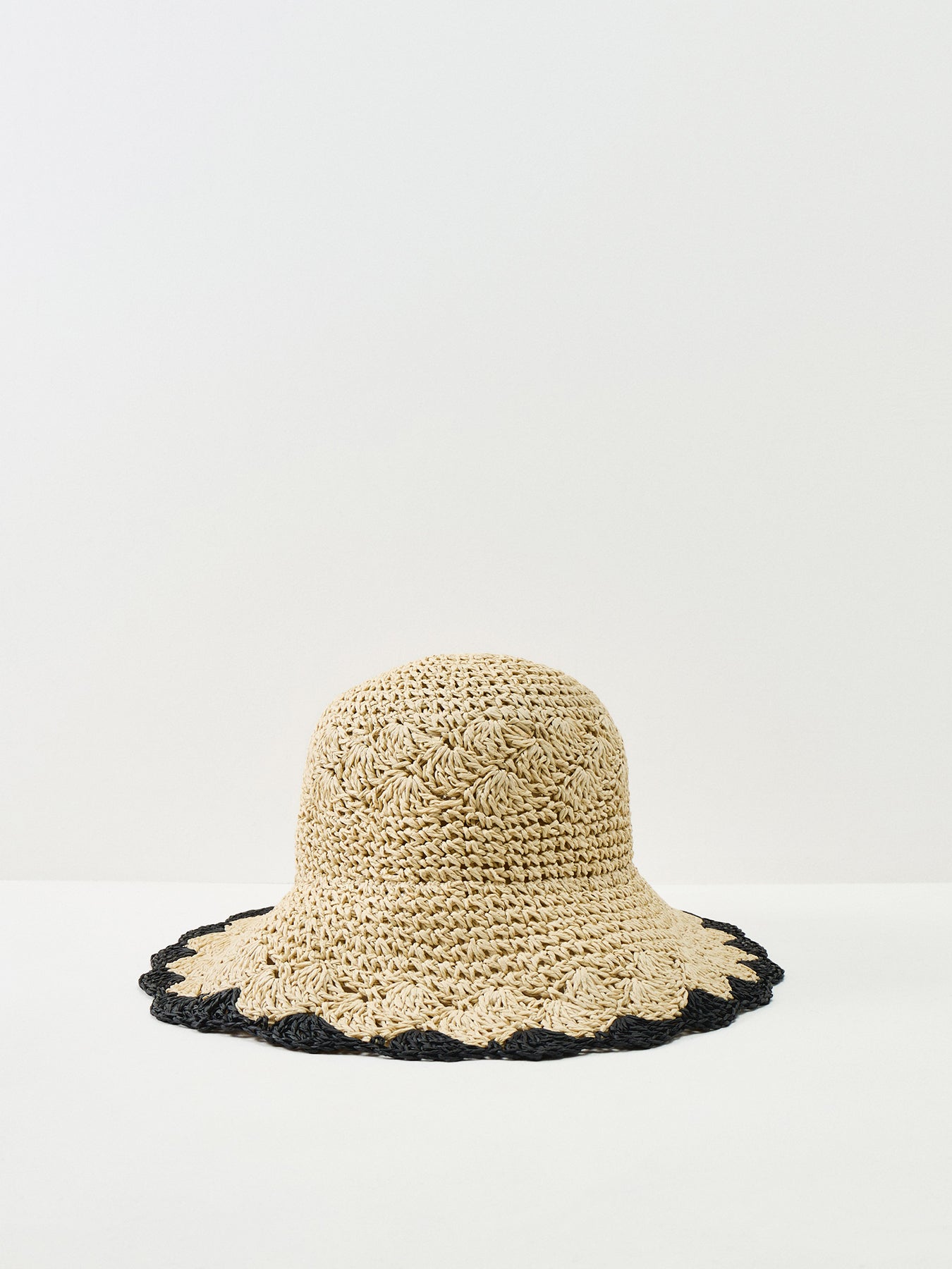 Lydia Contrast Bucket Hat Beige
