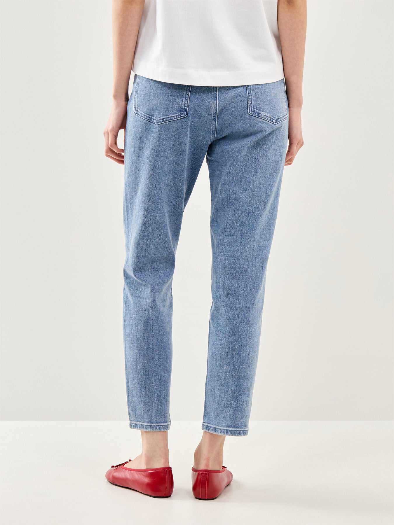 High Waisted Slim Ankle Jeans