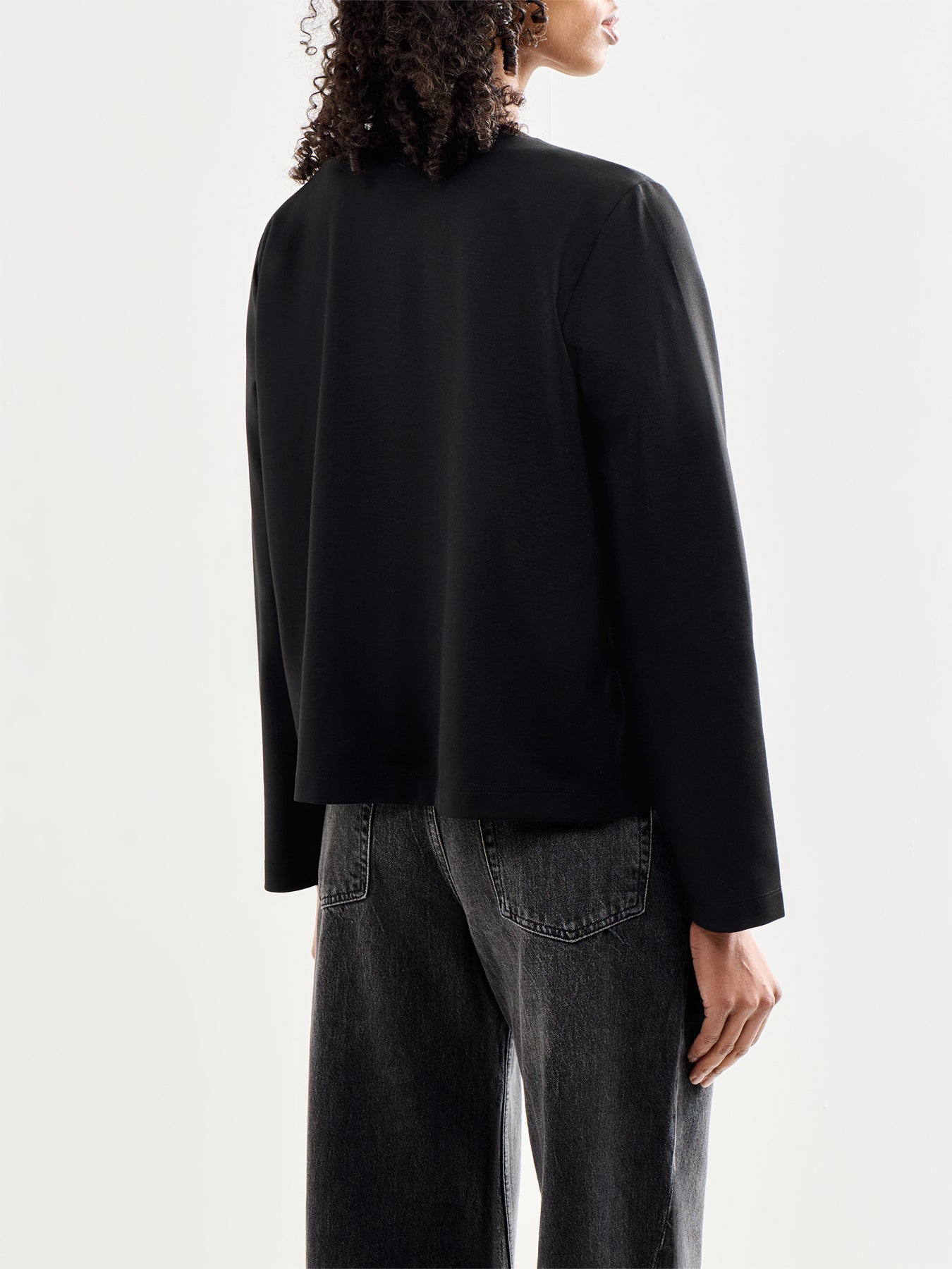 Round Neck Jacket Black
