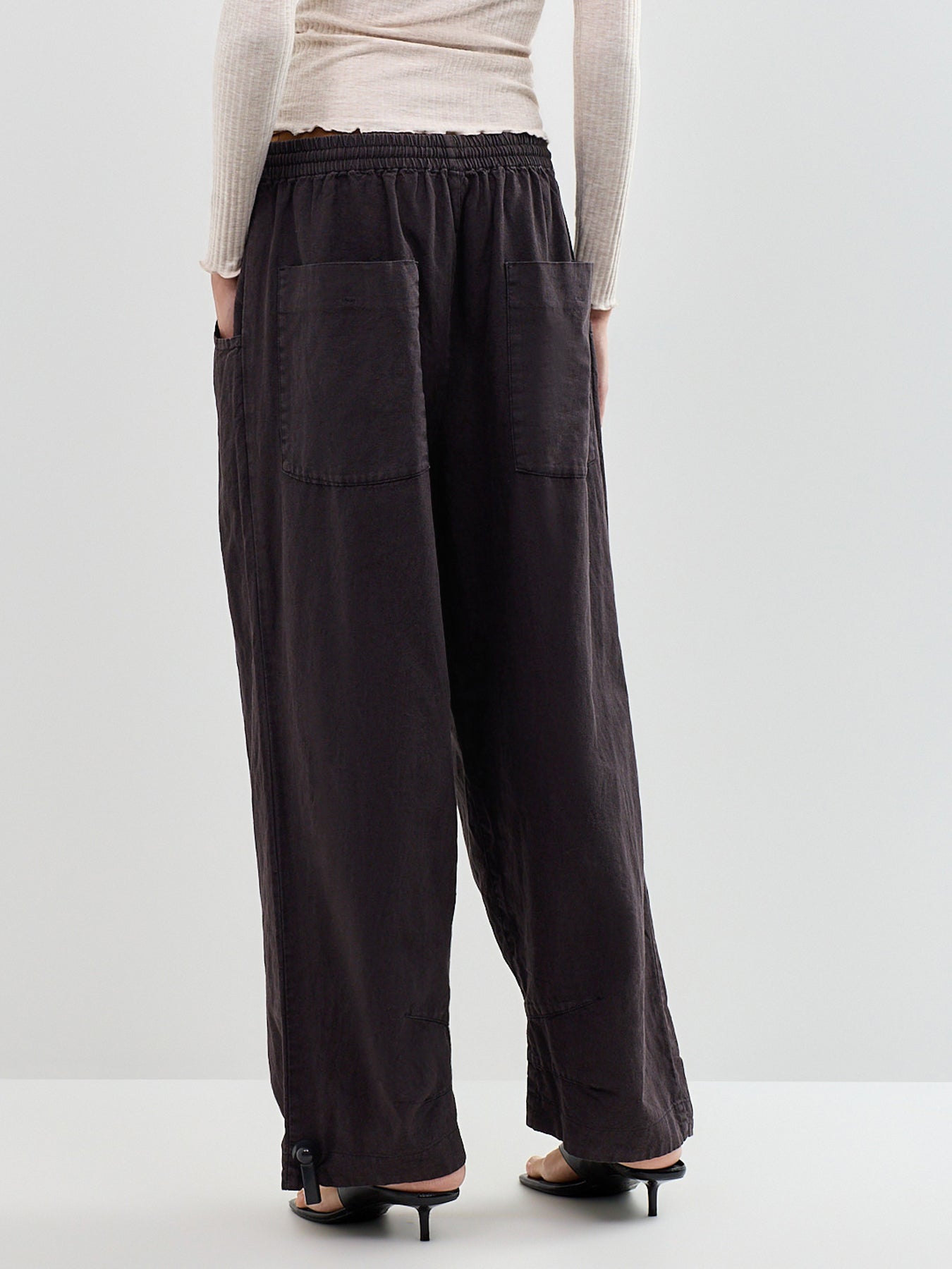 Chambers Laid Back Pull On Pant