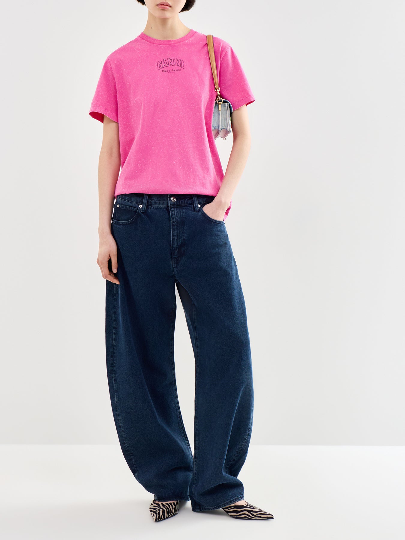 Future Essentials Washed Effect Tee Pink