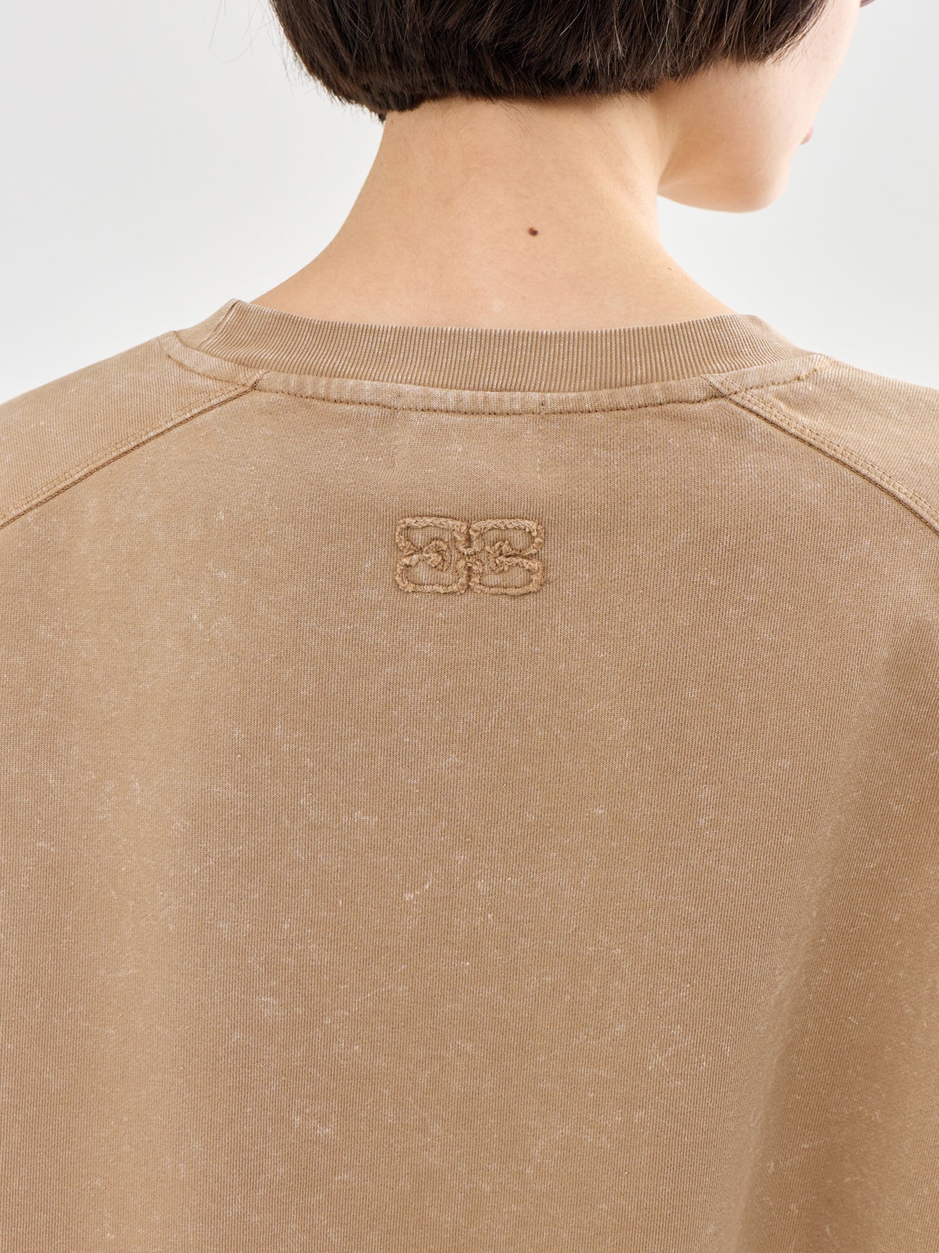 Essential Isoli Washed Effect Crewneck Brown