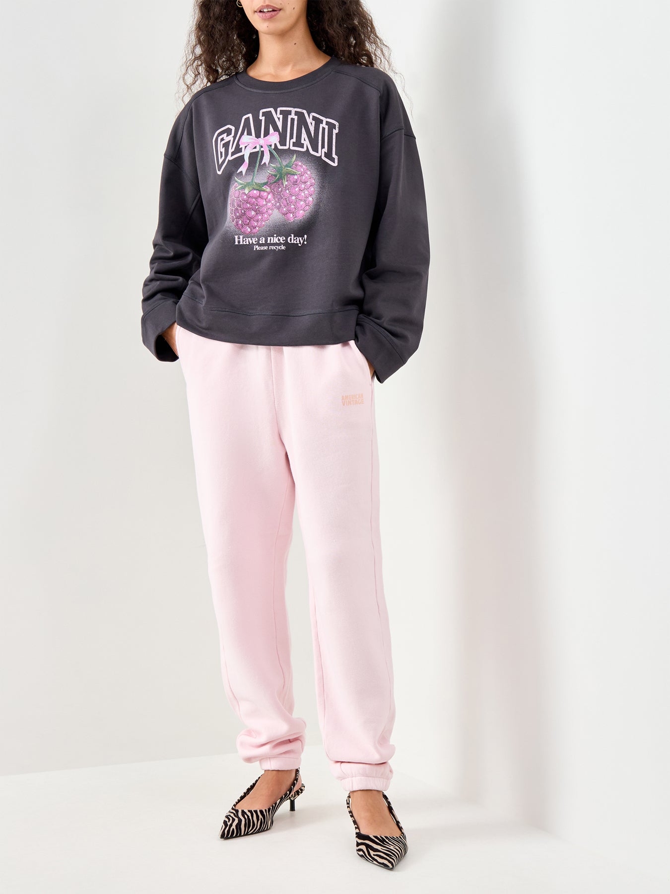 Isoli Crewneck Raspberry Grey