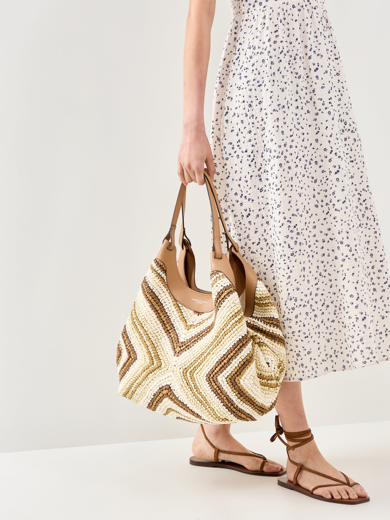 Dua L Straw Weave Tote Bag Tan