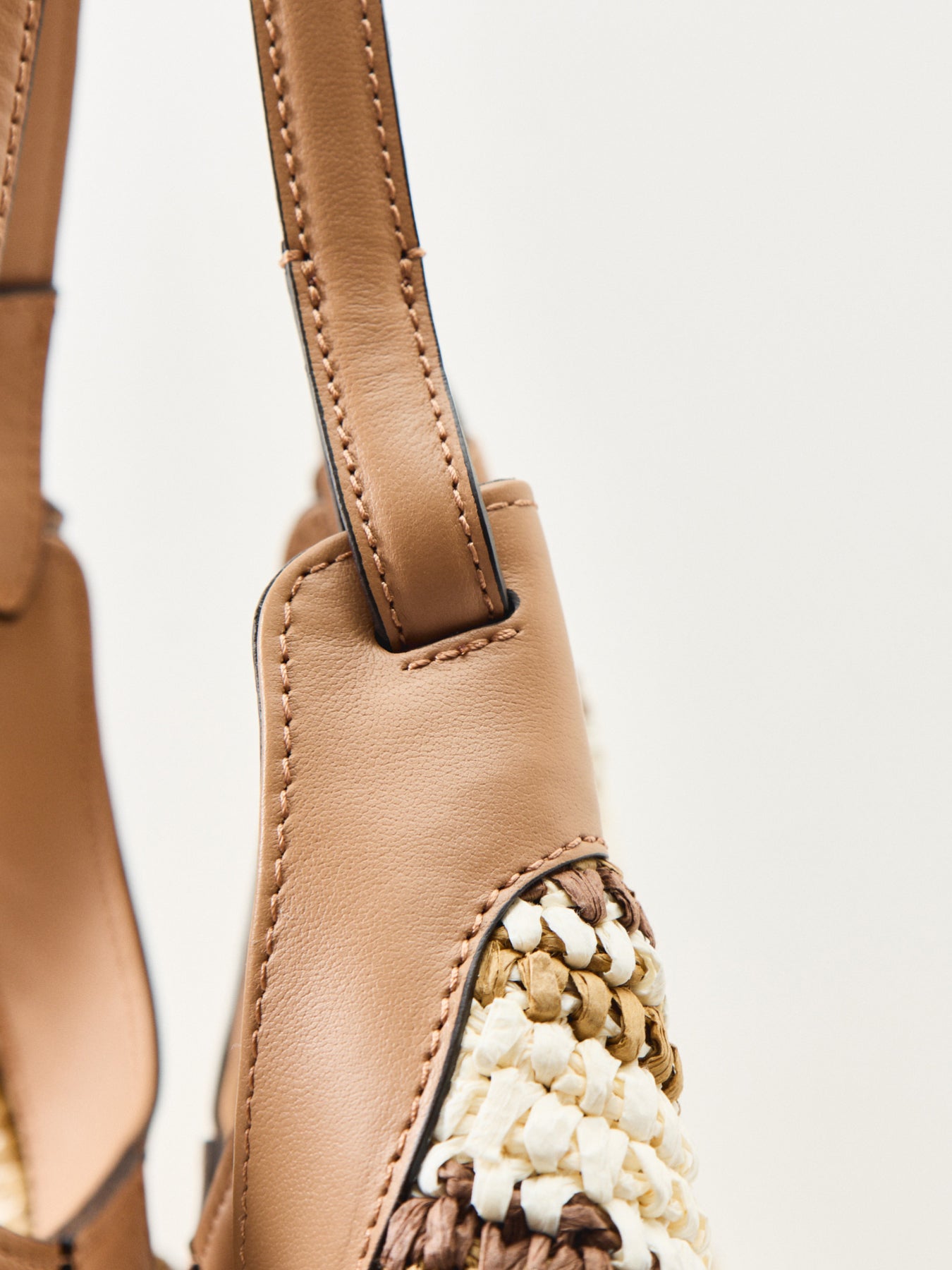 Dua L Straw Weave Tote Bag Tan