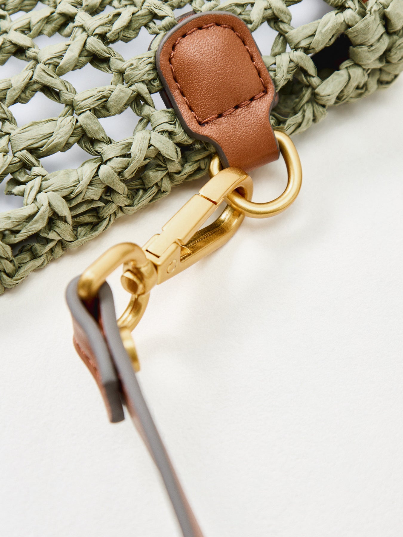 Nefeli Paper Straw Pouch Green