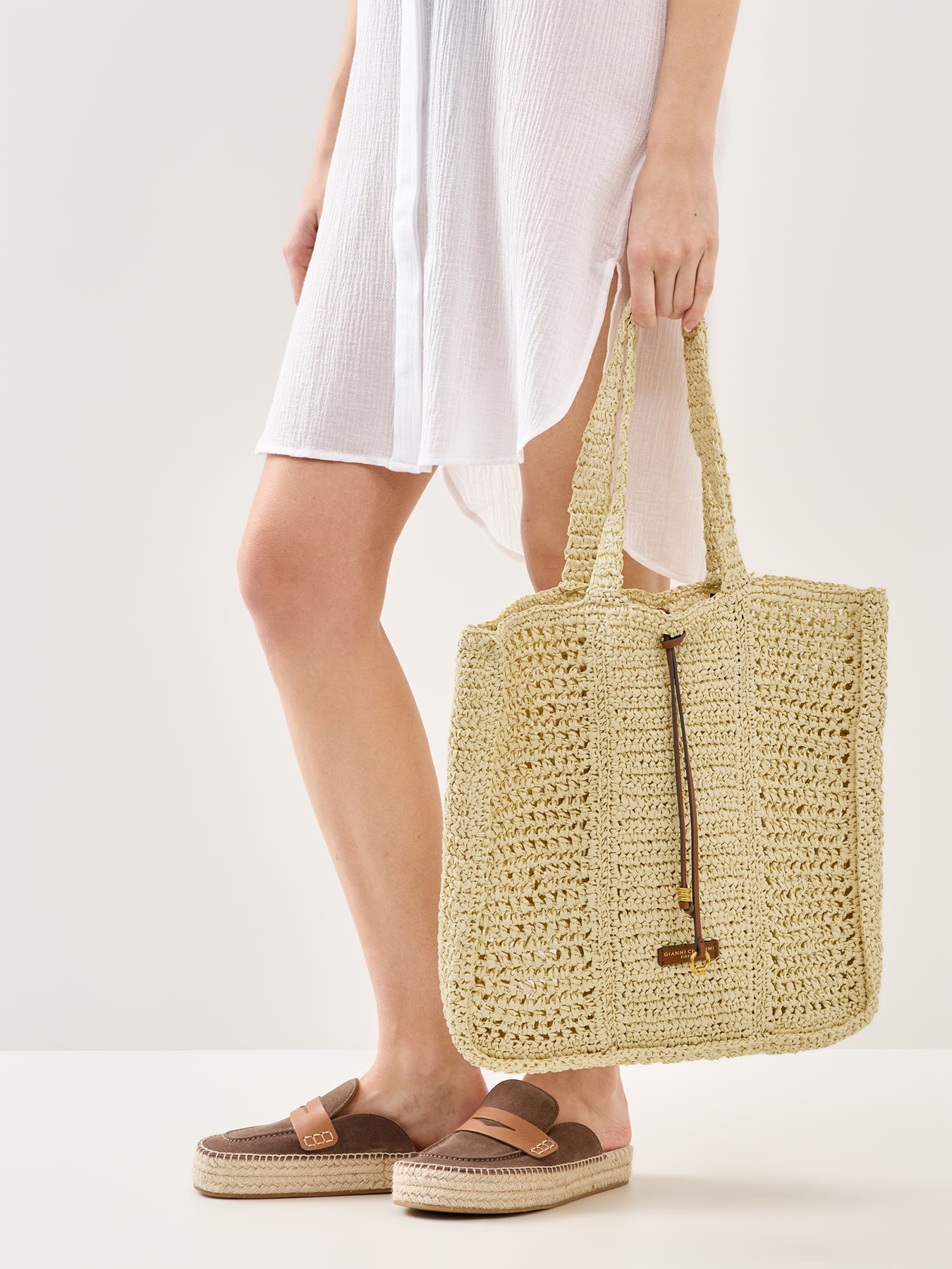 Nefeli Square Paper Tote Bag Cream