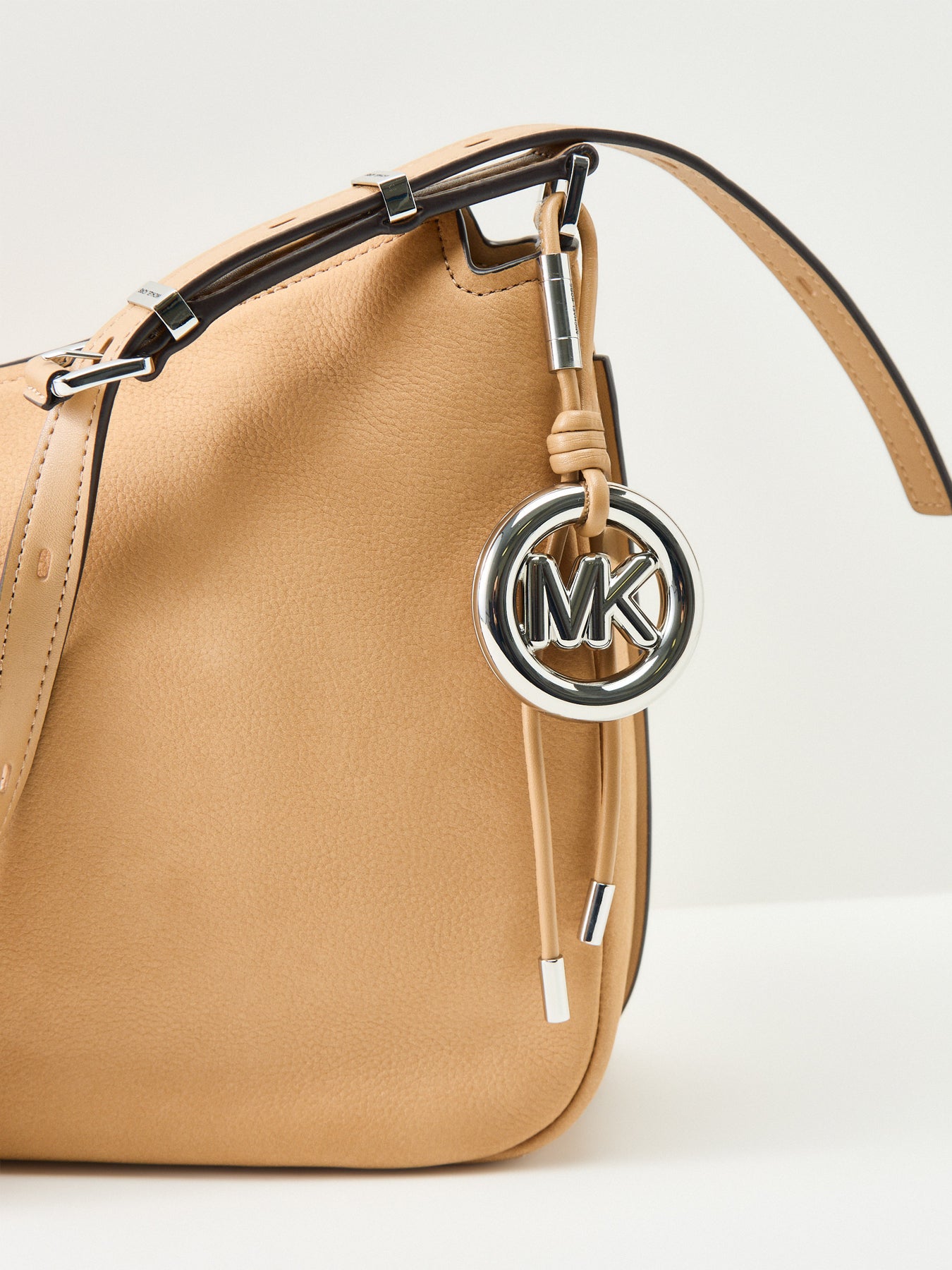 Nolita Medium Shoulder Bag Beige