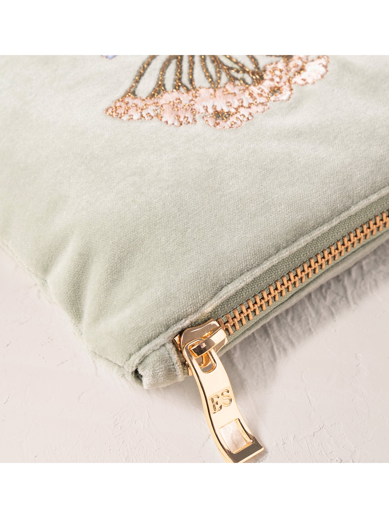 Pressed Flowers Velvet Mini Pouch Sage