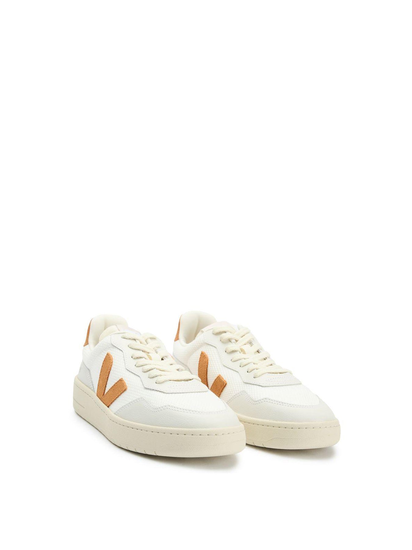 V-90 Trainers White