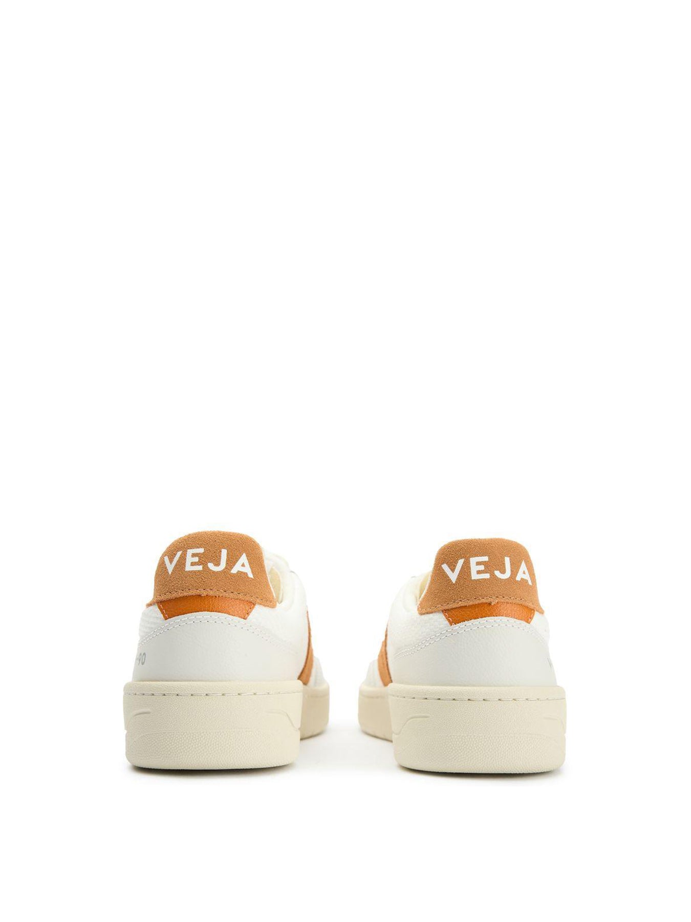 V-90 Trainers White
