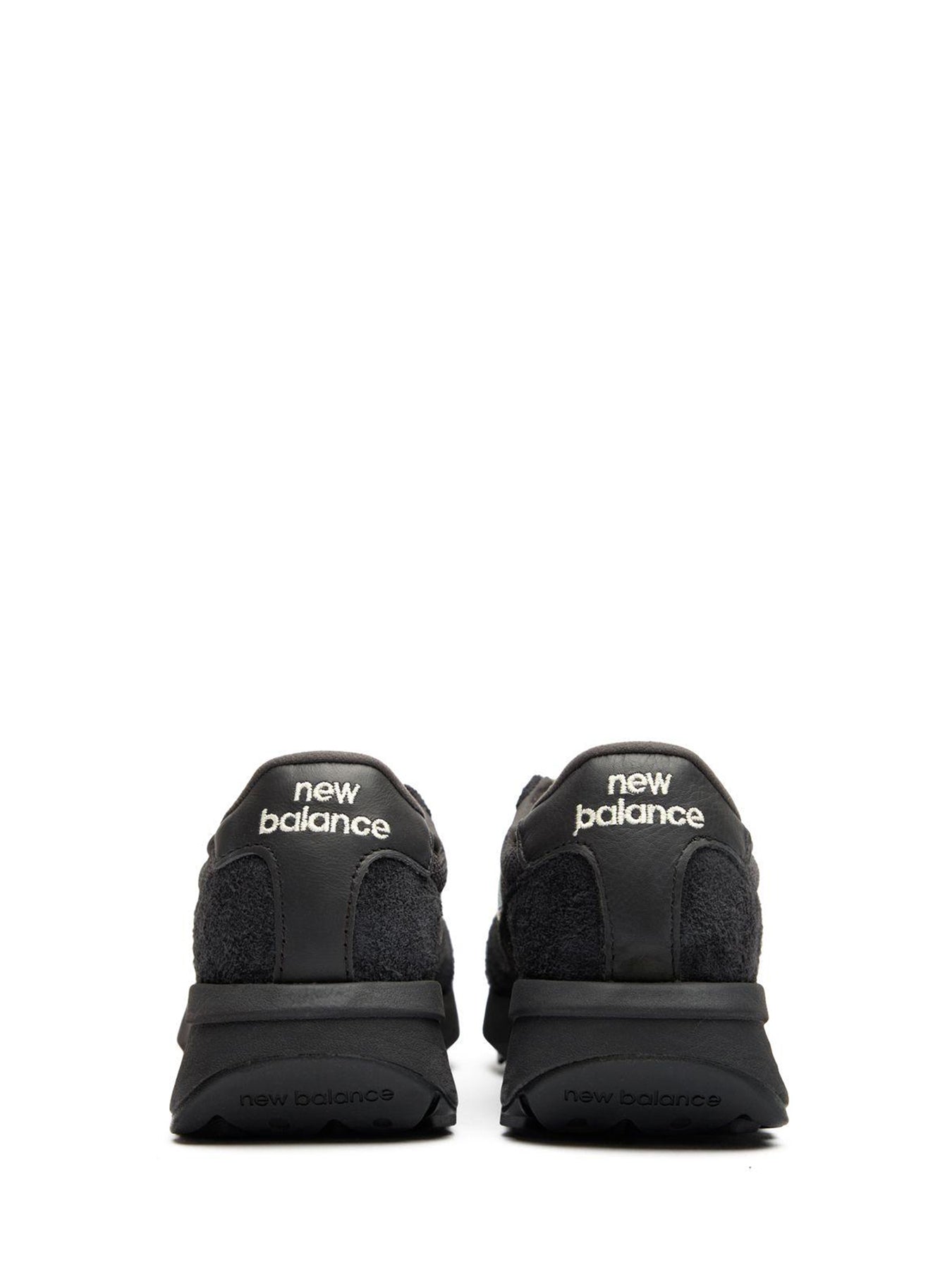 370 Trainers Black