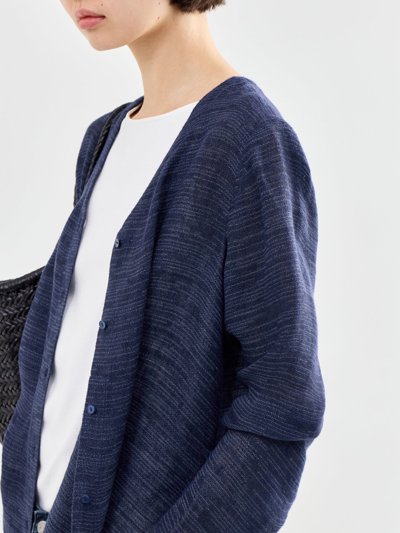 V-Neck Long Linen Shirt Navy