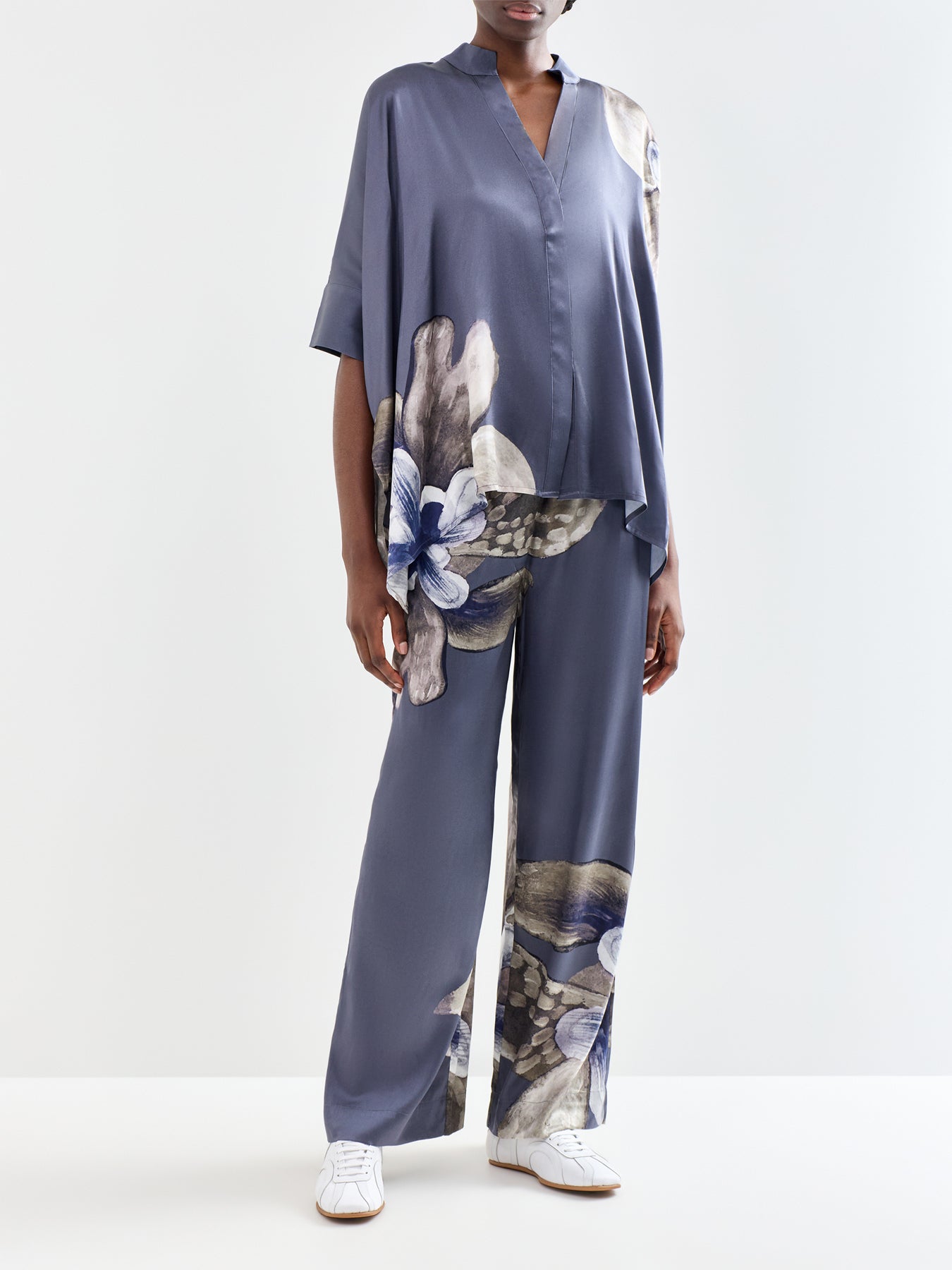 Mandy Silk Blouse Grey