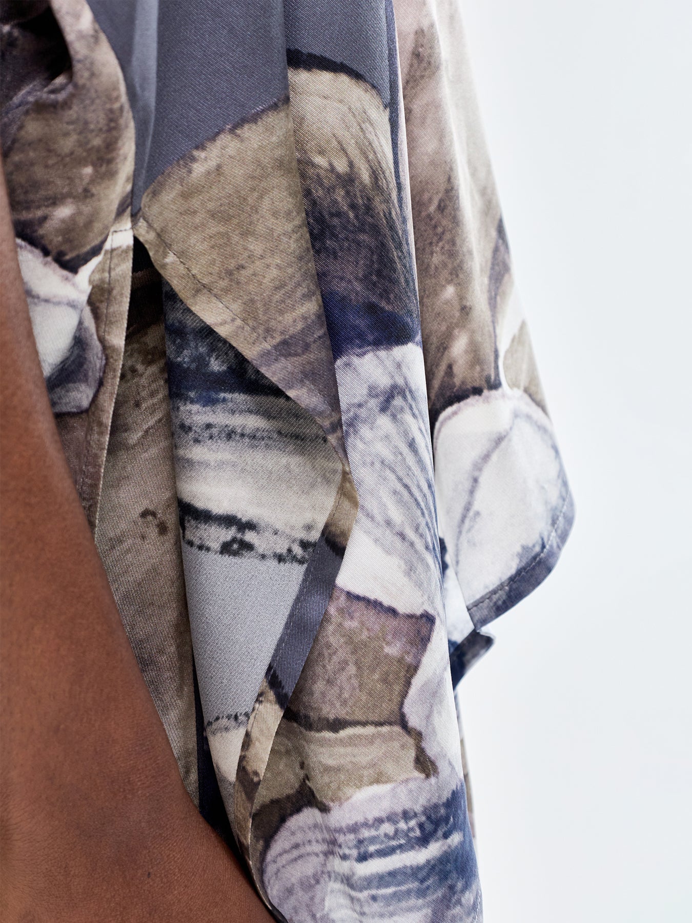 Mandy Silk Blouse Grey