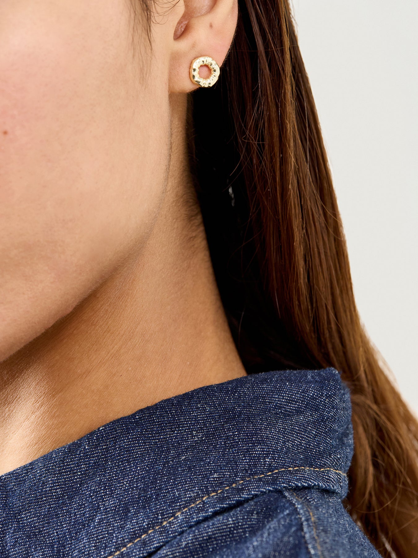 Silence Earrings Gold