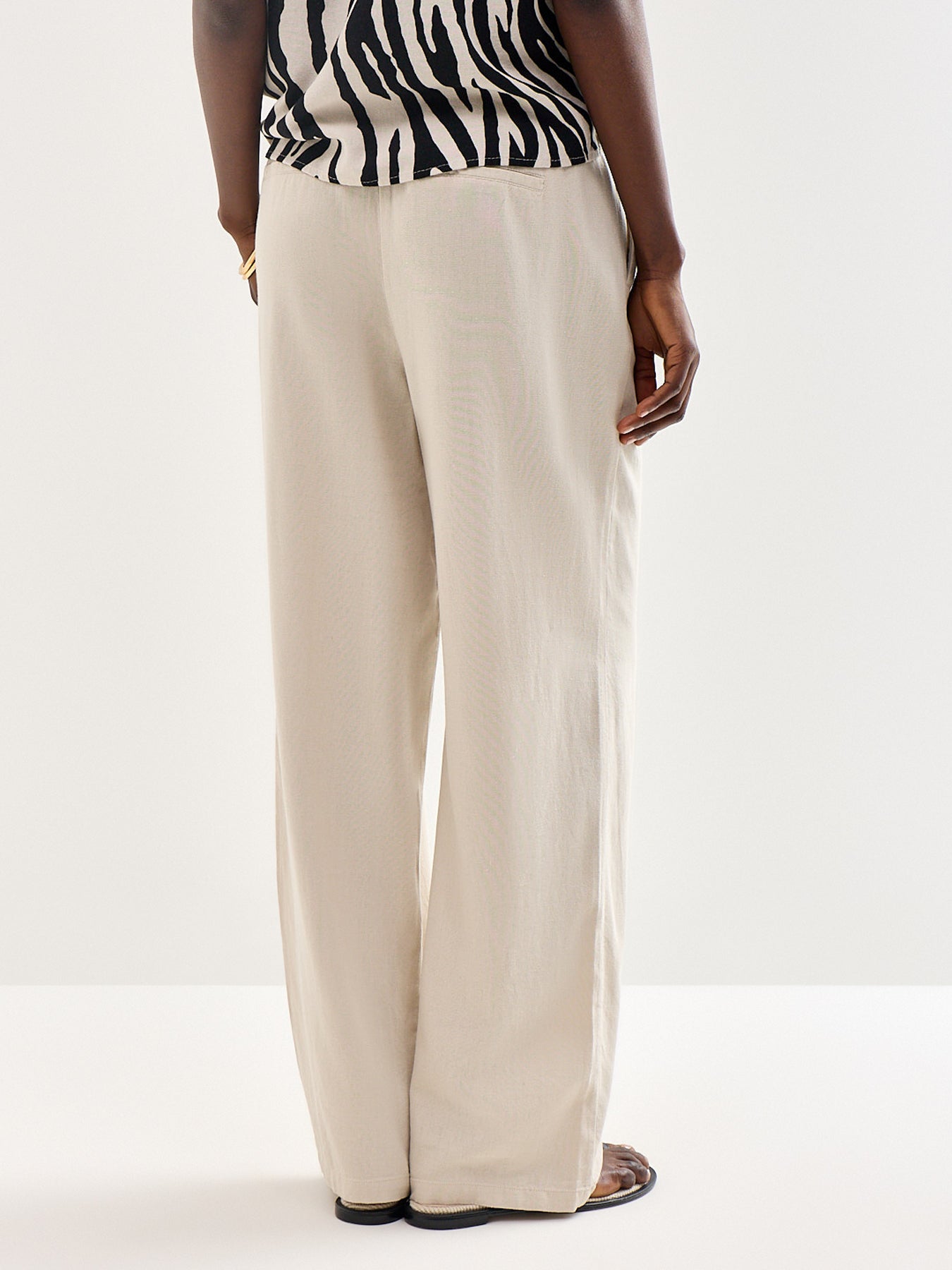 Jesmilo High Waisted Wide Leg Trousers Beige