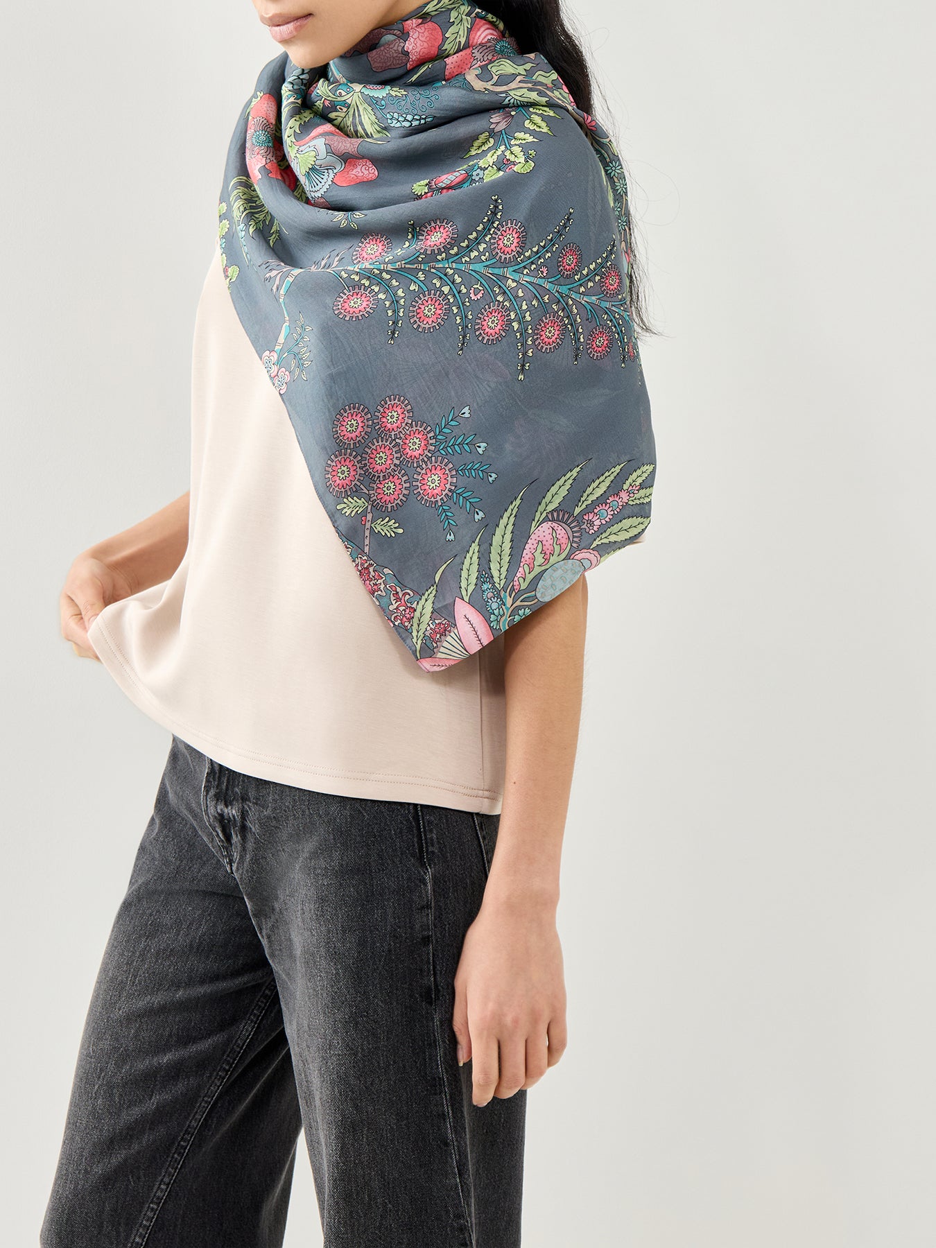 Boho Garden Scarf Grey
