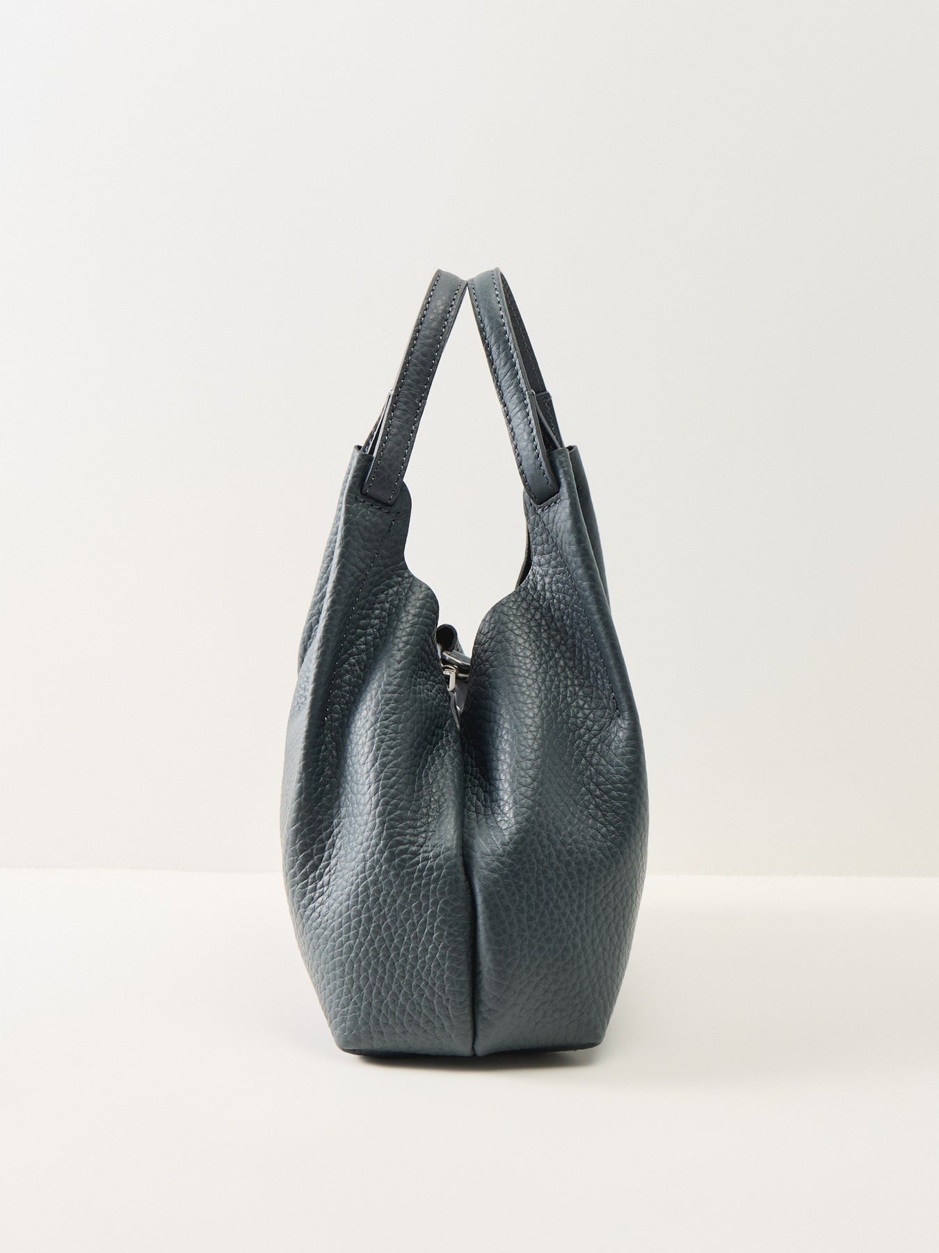 Dua Medium Leather Crossbody Navy