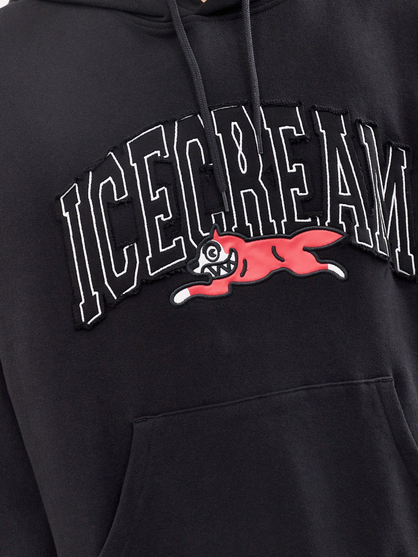 College Applique Running Dog Popover Hoodie Black
