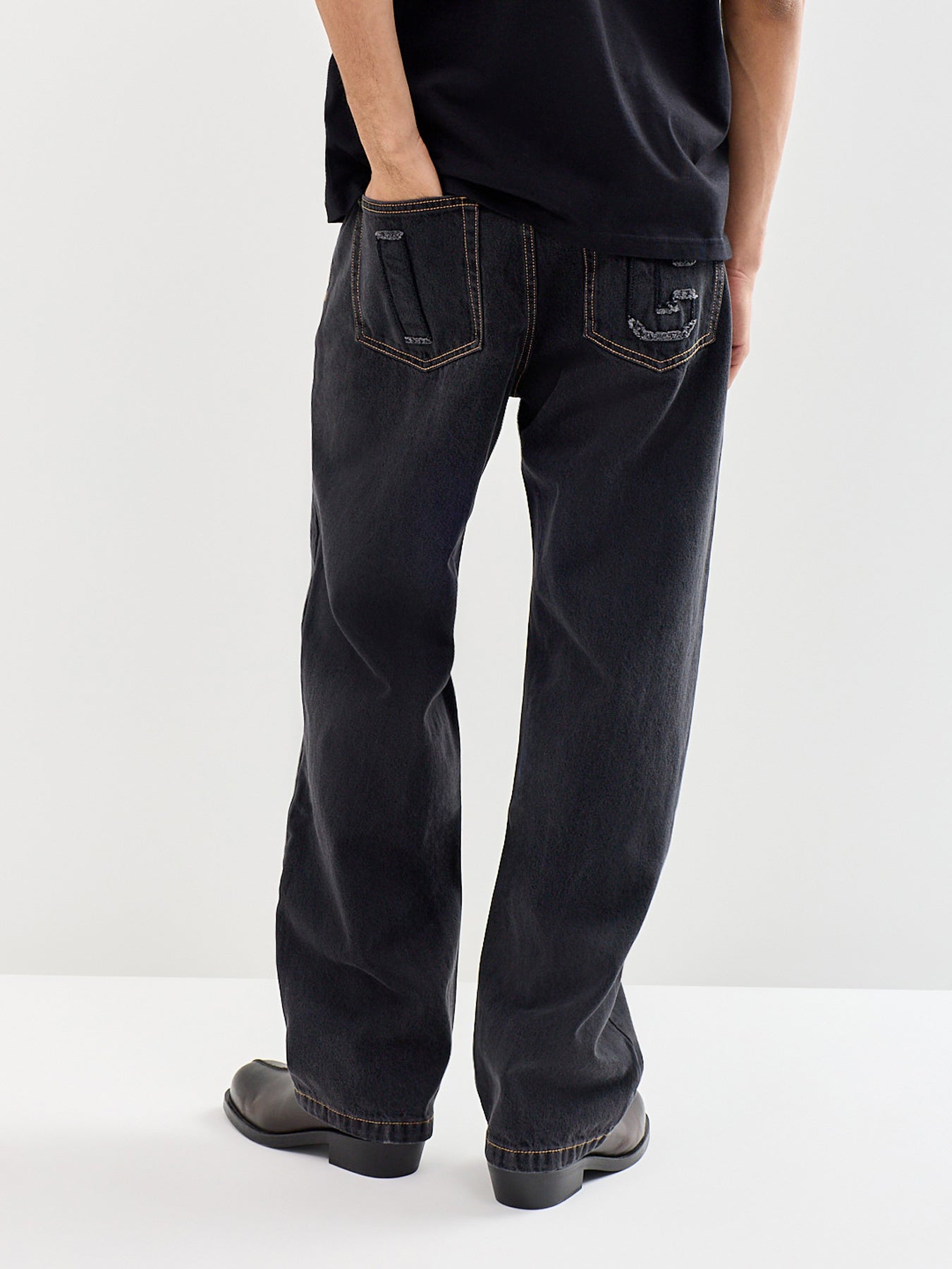 Appliqué Running Dog Double Scoop Denim Jeans Black