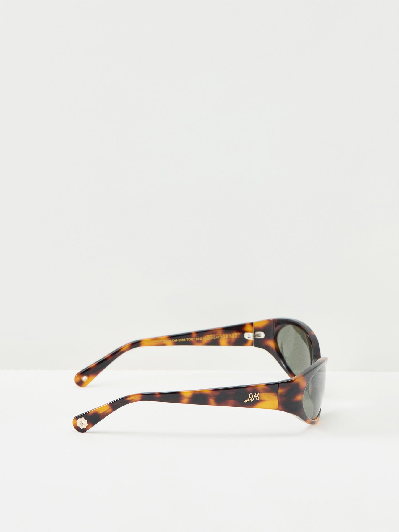 Sporty Wrap Around Sunglasses Tortoiseshell