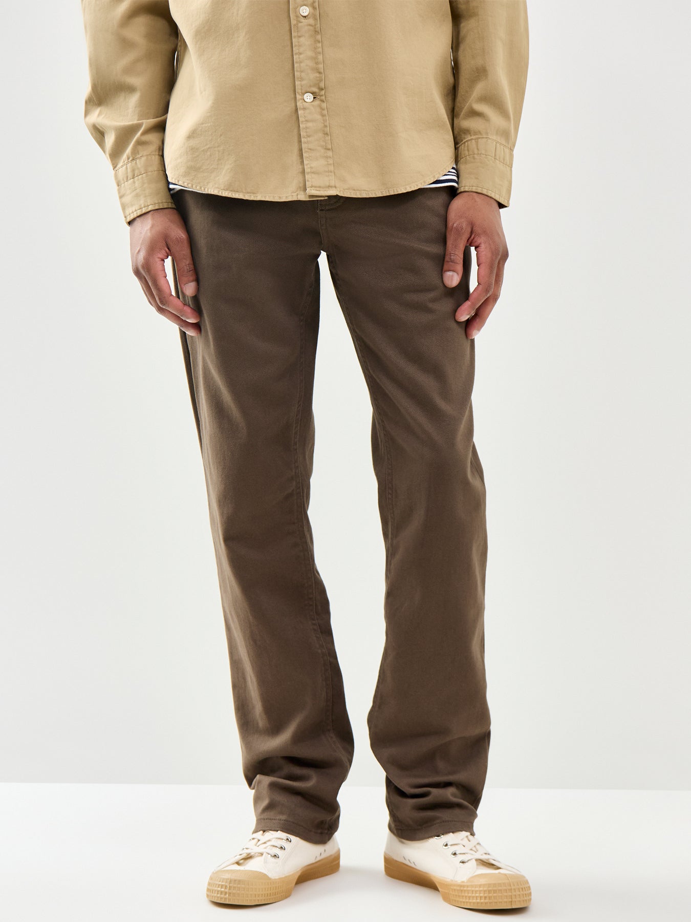 Soft Twill Straight Jeans Brown