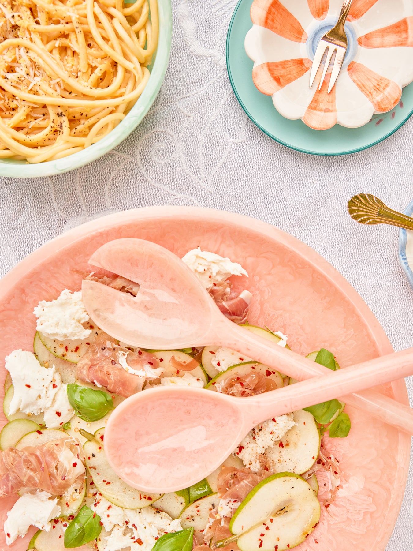 Resin Salad Spoon & Fork Set Soft Pink