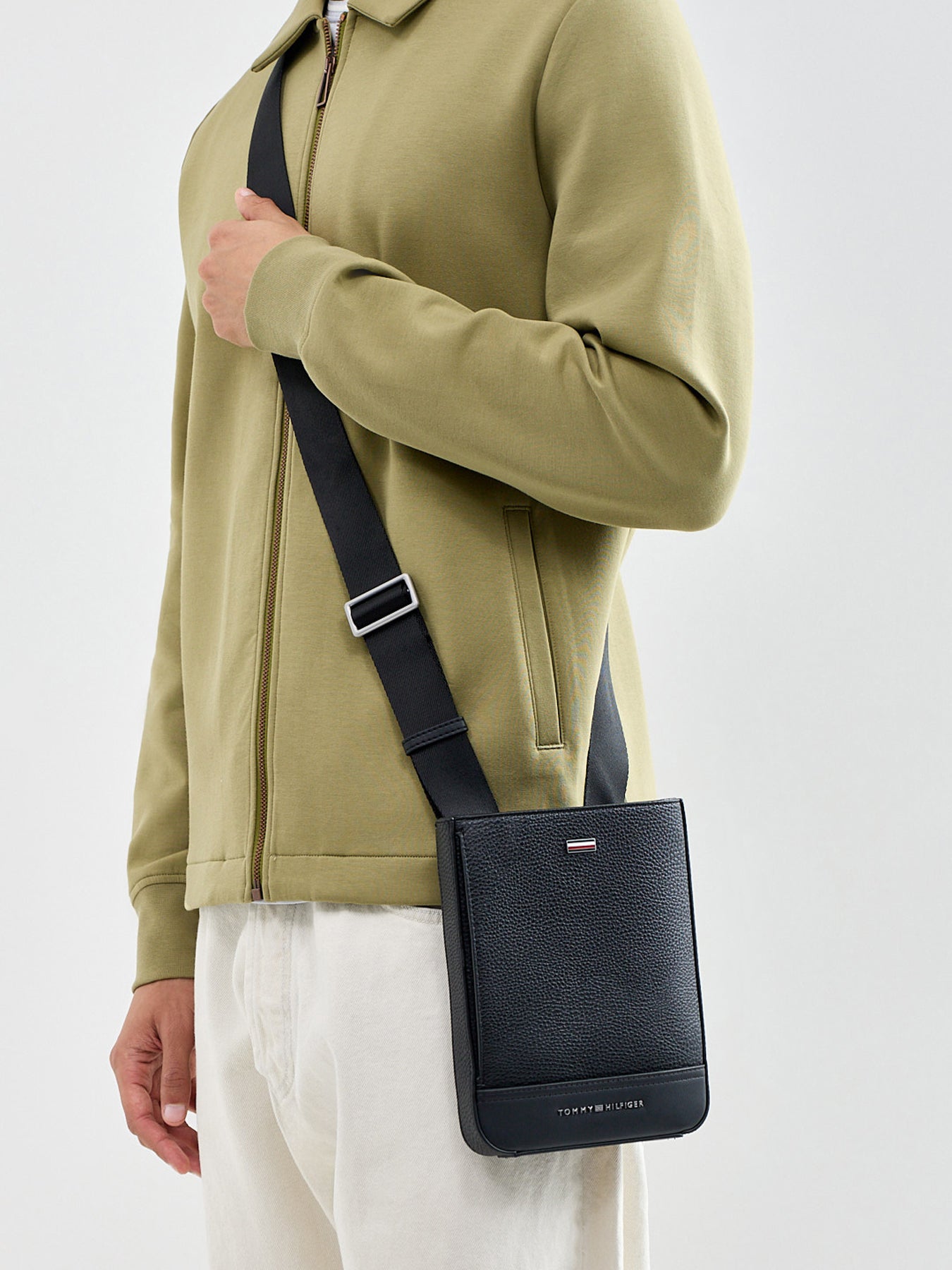 Central Mini Crossbody Bag Black