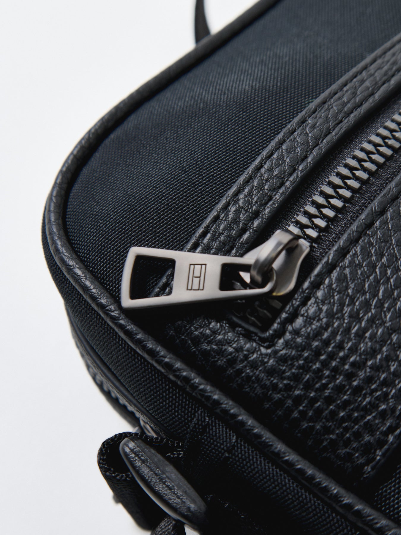 Repreve Mini Reporter Bag Black