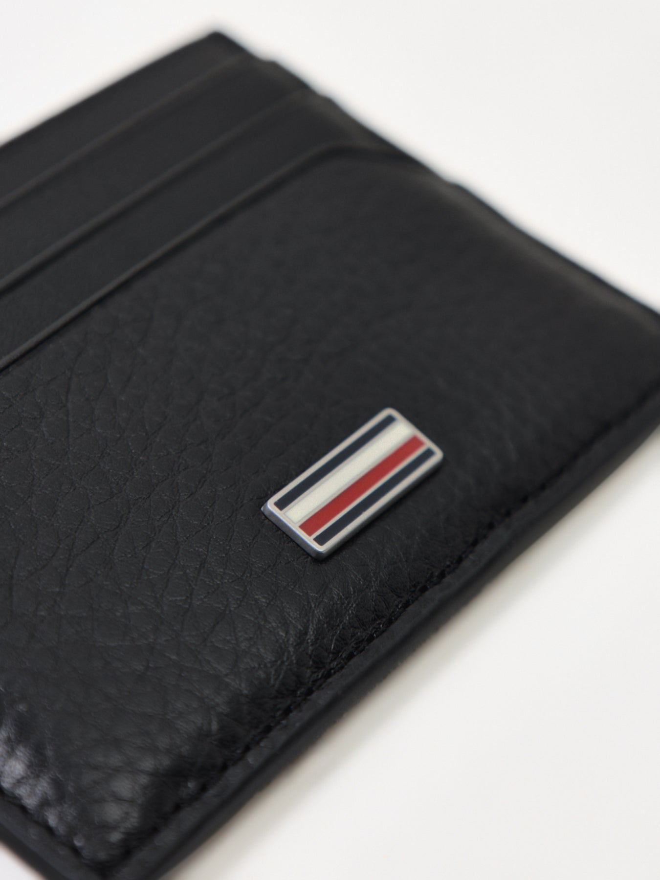 TH Central Card Holder Black