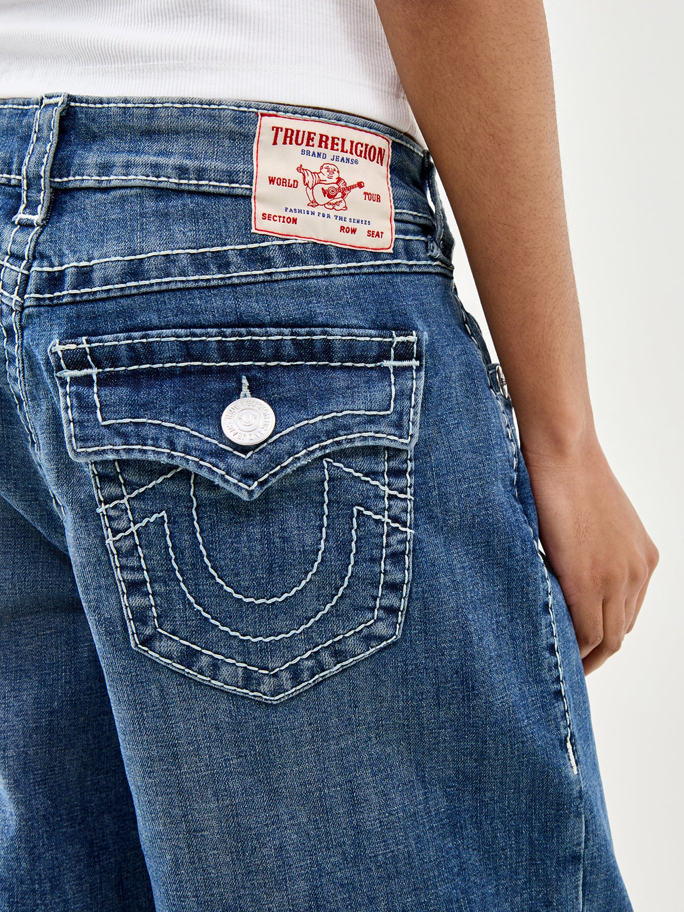 Baggy Denim Jort Big T Flap