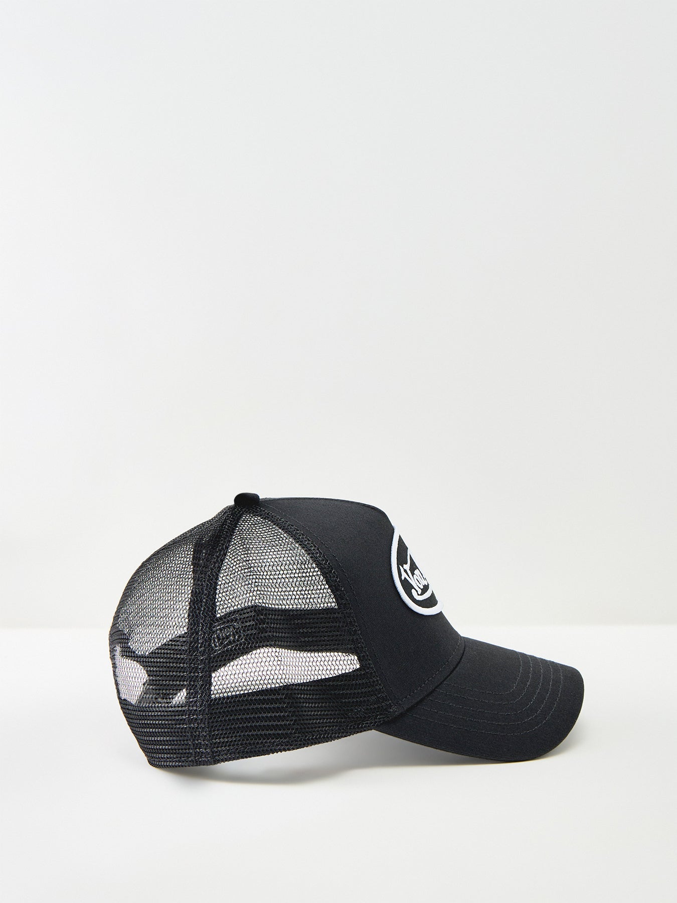 Staple Trucker Cap Black