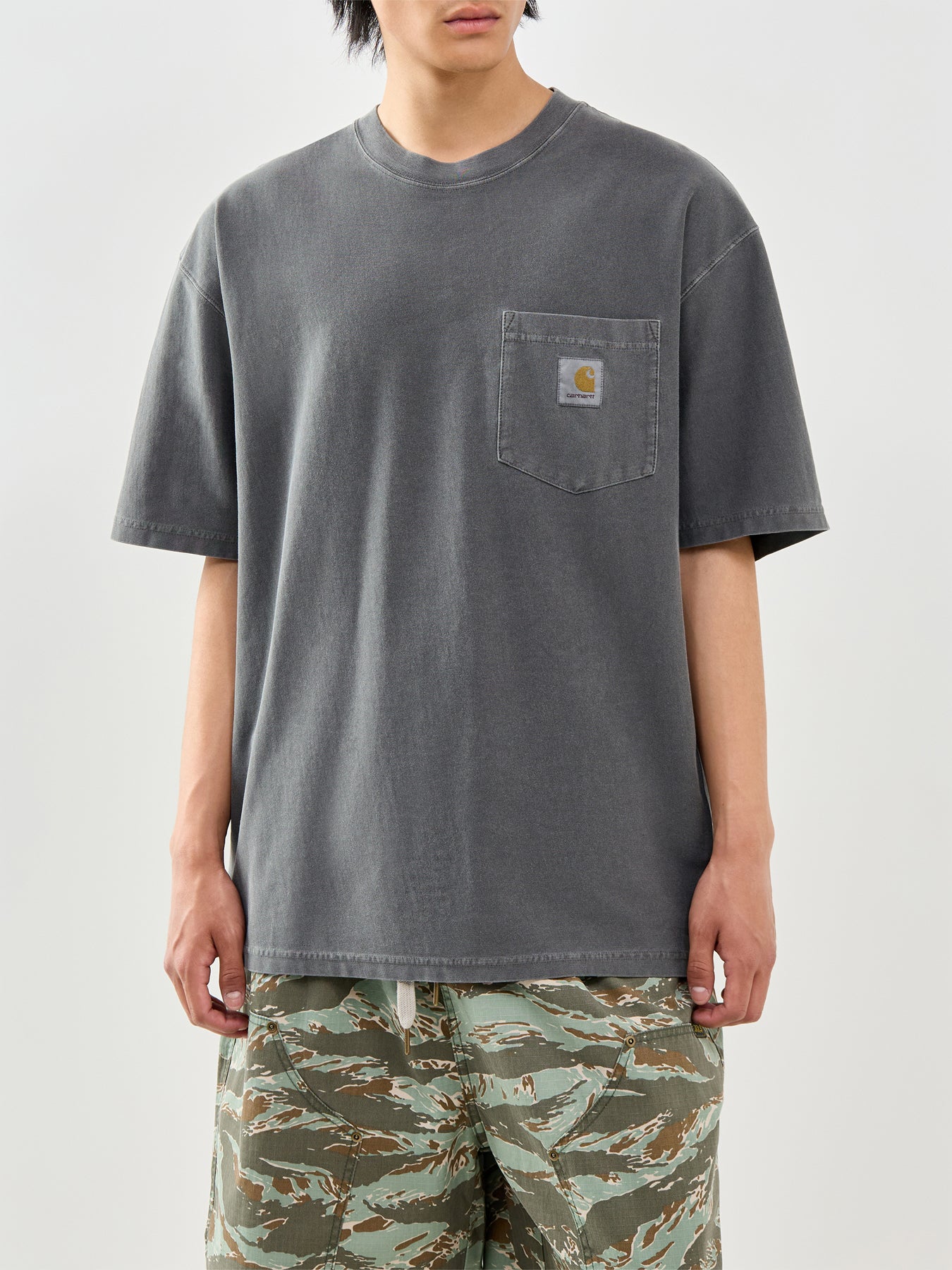 Loose Pocket T-Shirt Grey
