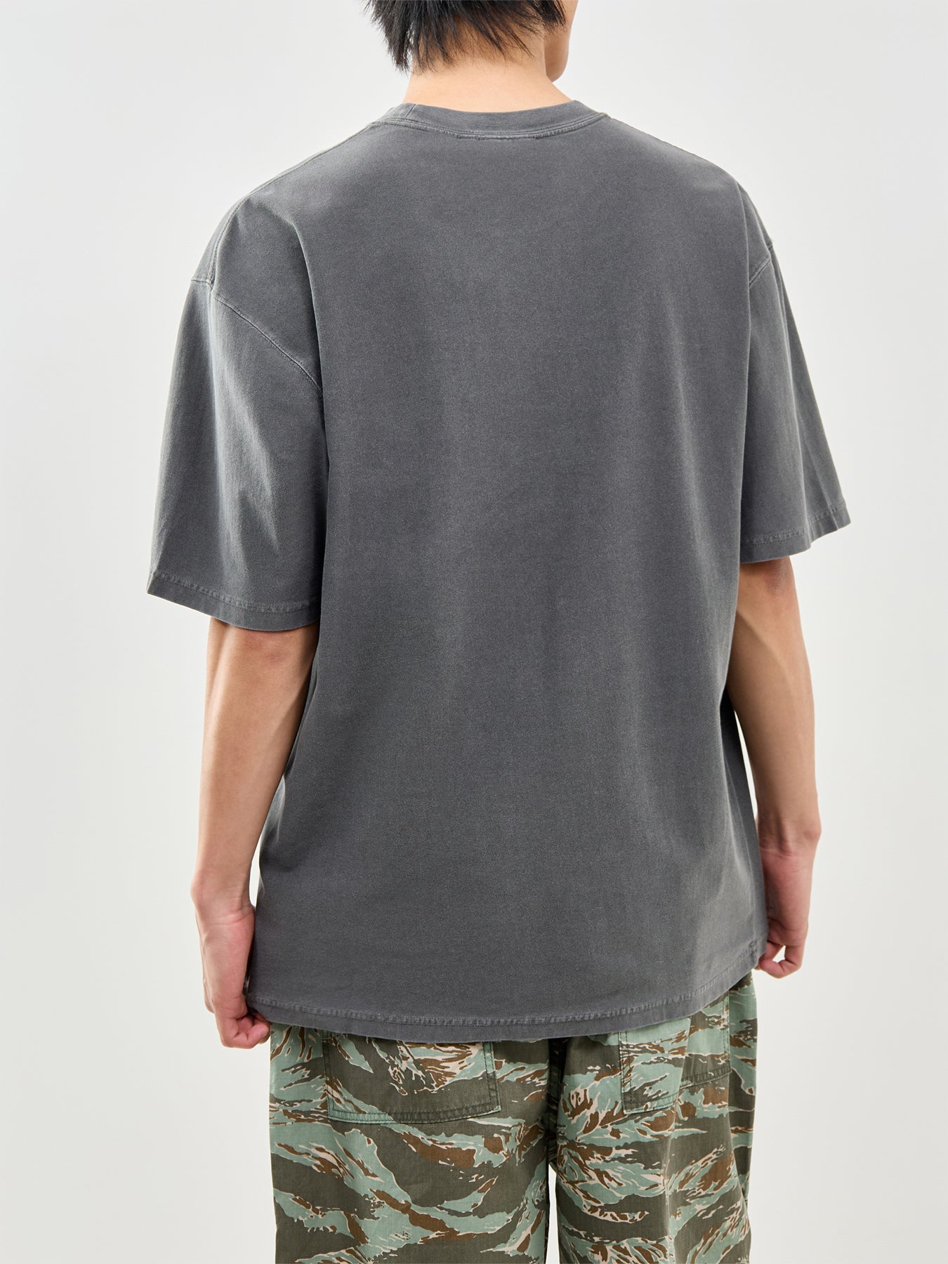 Loose Pocket T-Shirt Grey