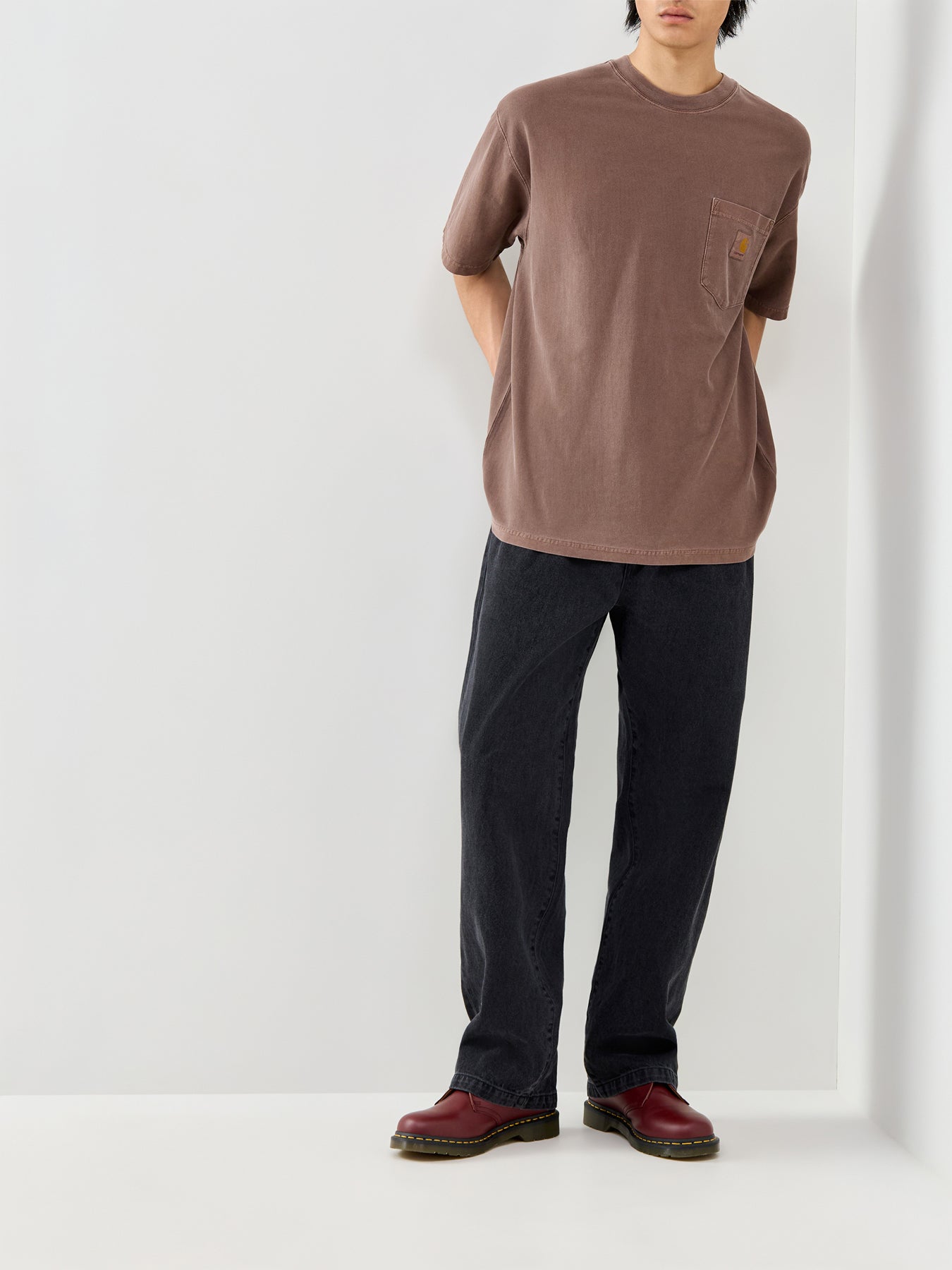 Loose Pocket T-Shirt Brown