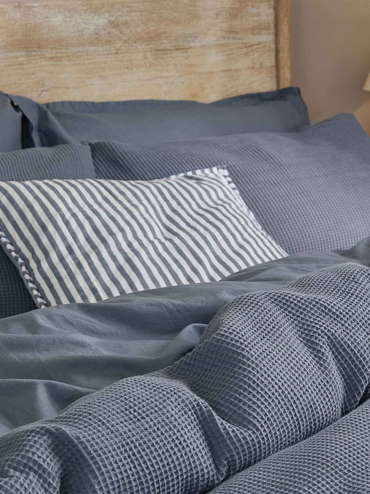 Cotton Hebden Relaxed Waffle King Duvet Set - Denim Blue