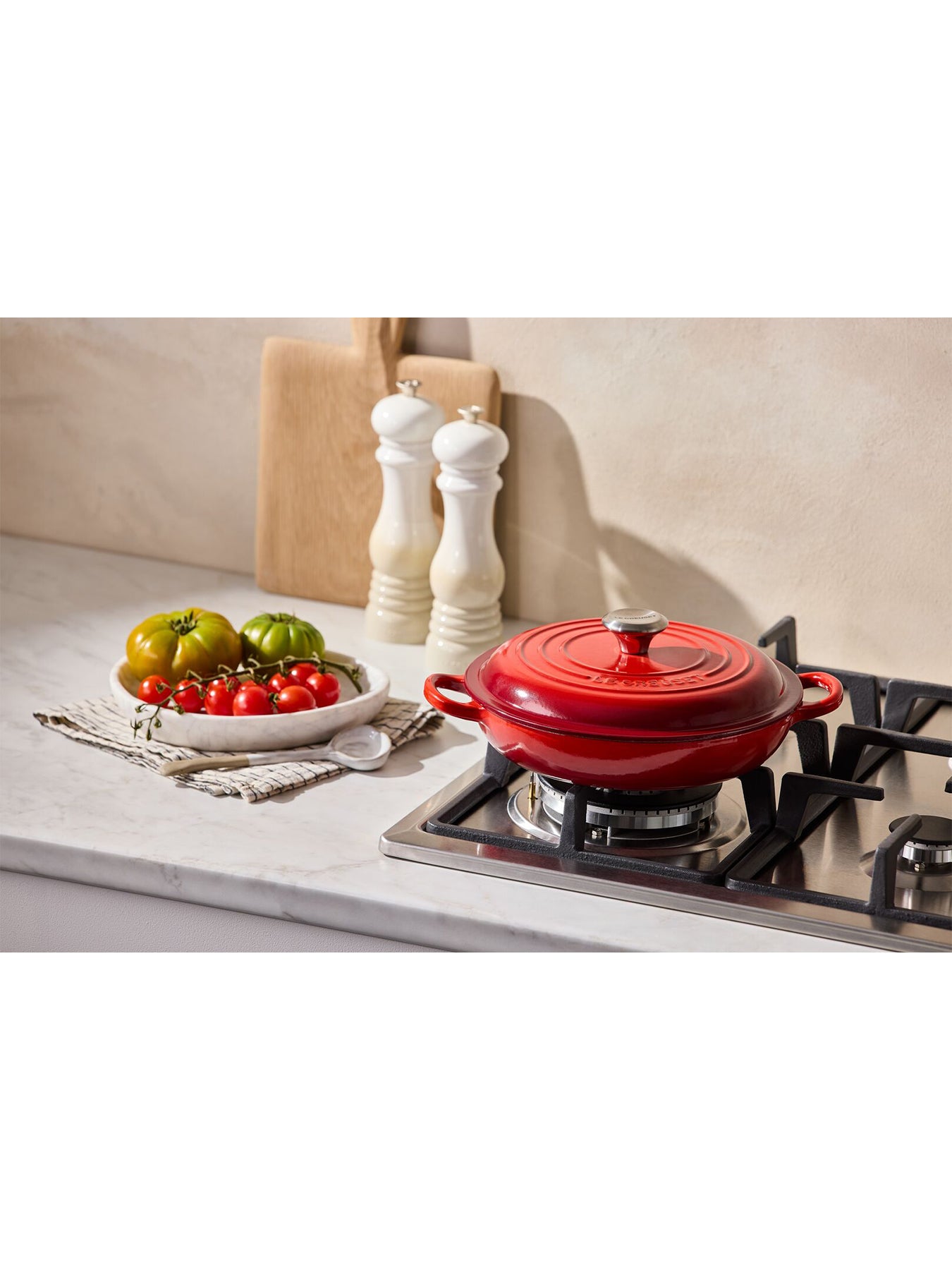 22cm Signature Shallow Casserole Red