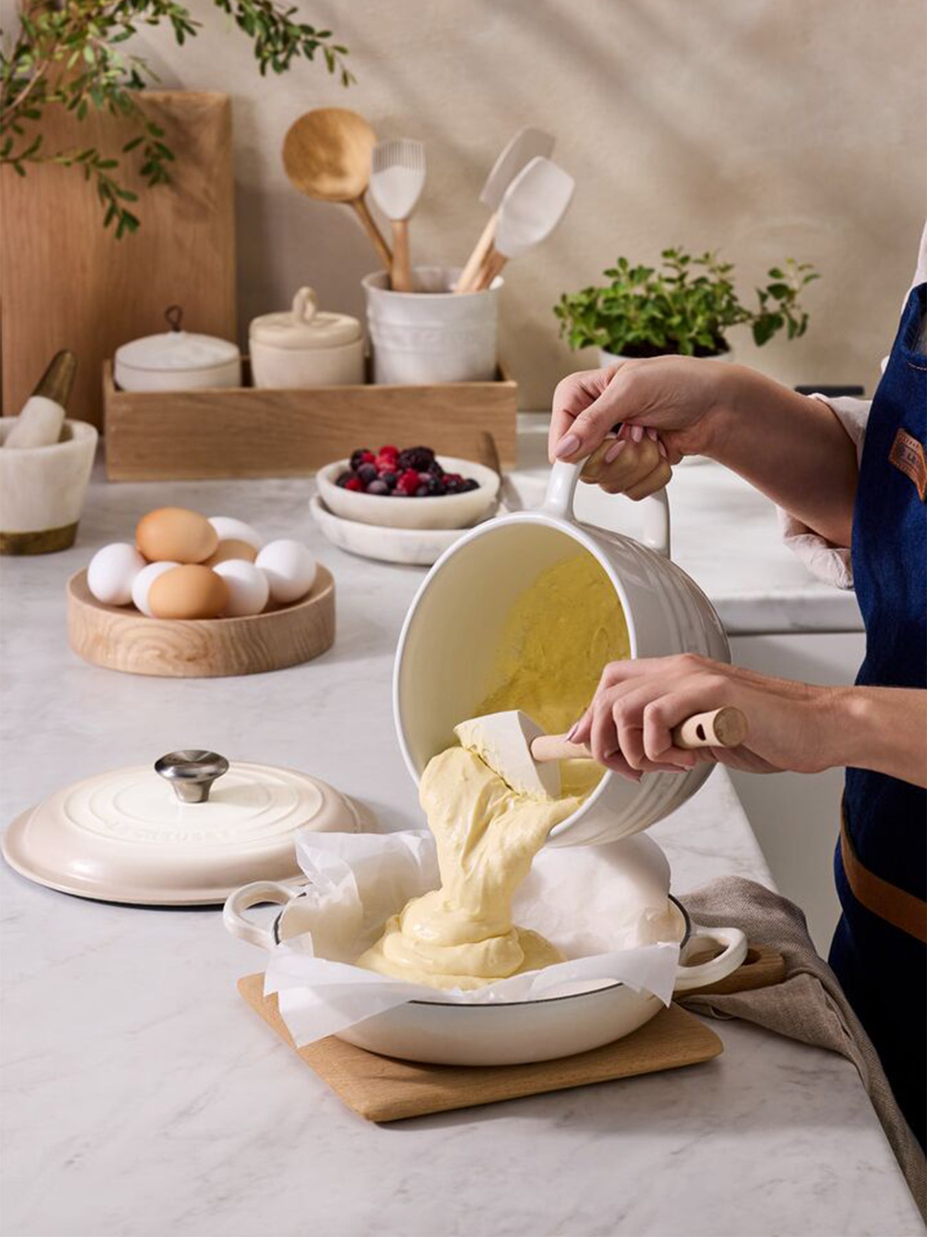 22cm Signature Shallow Casserole White