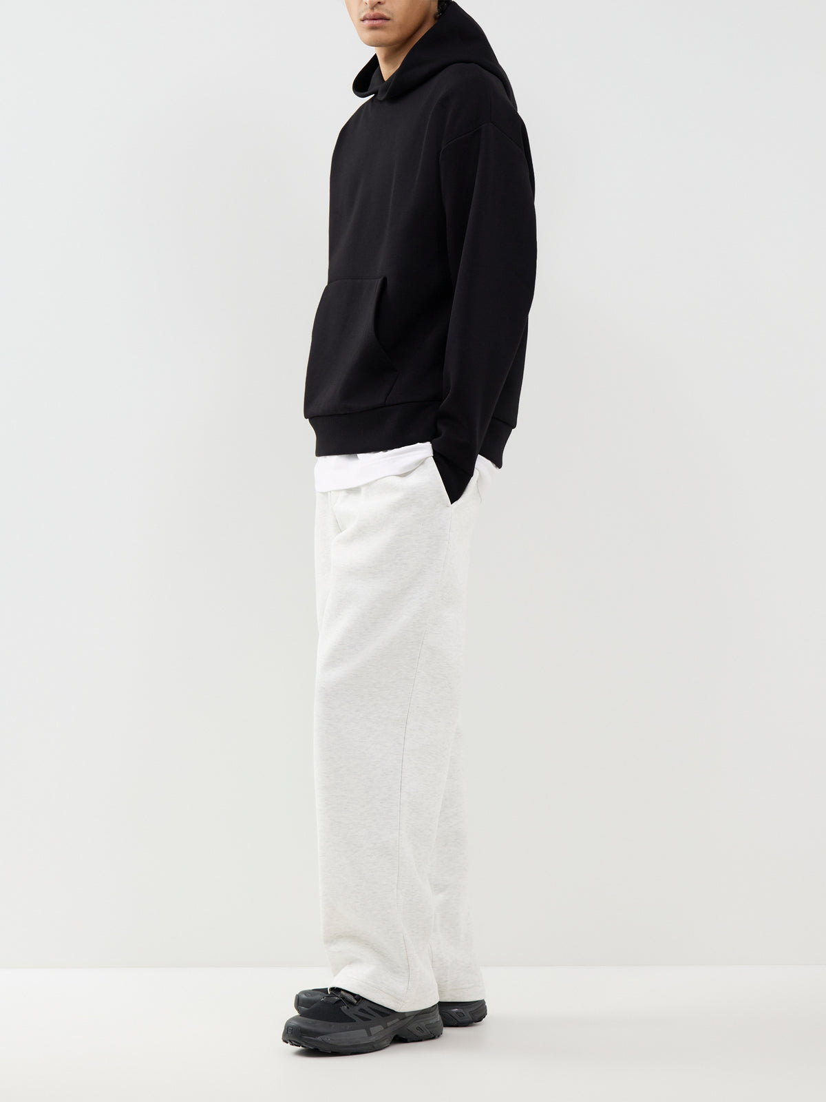 Barron Pullover Hoodie - Black
