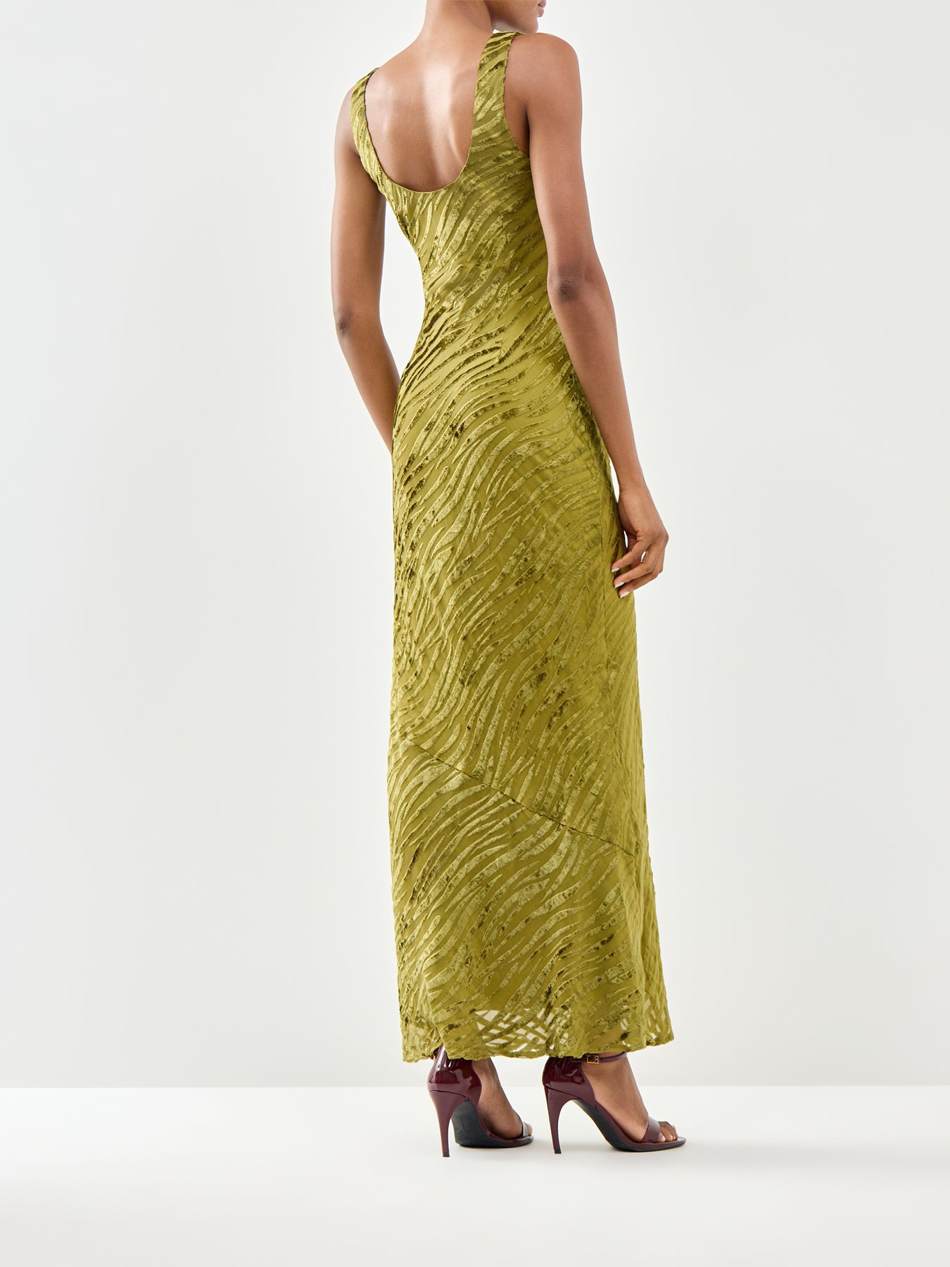 Kendall Scoop Devoré Maxi Dress Green