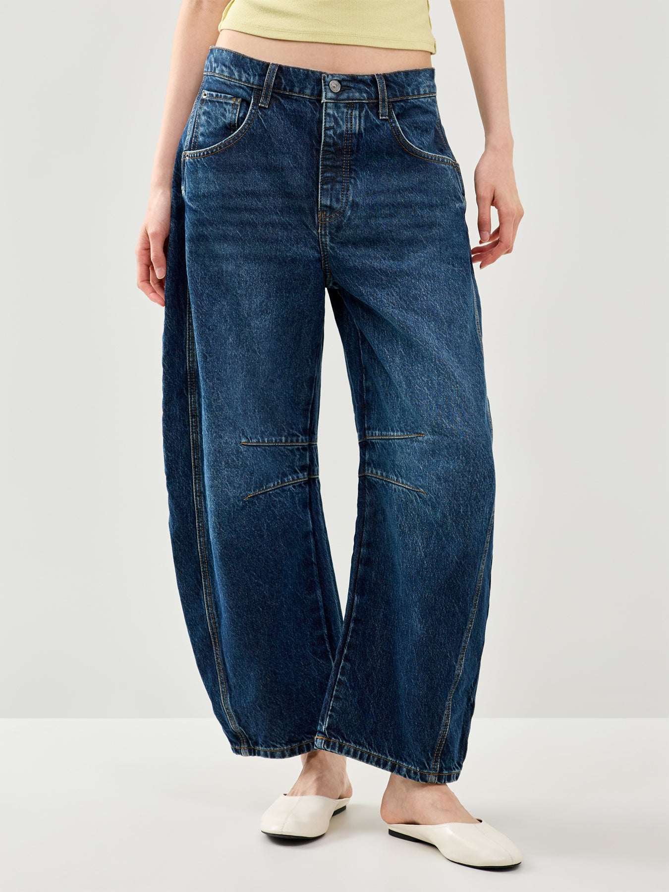 Good Luck Mid Rise Barrel Jeans