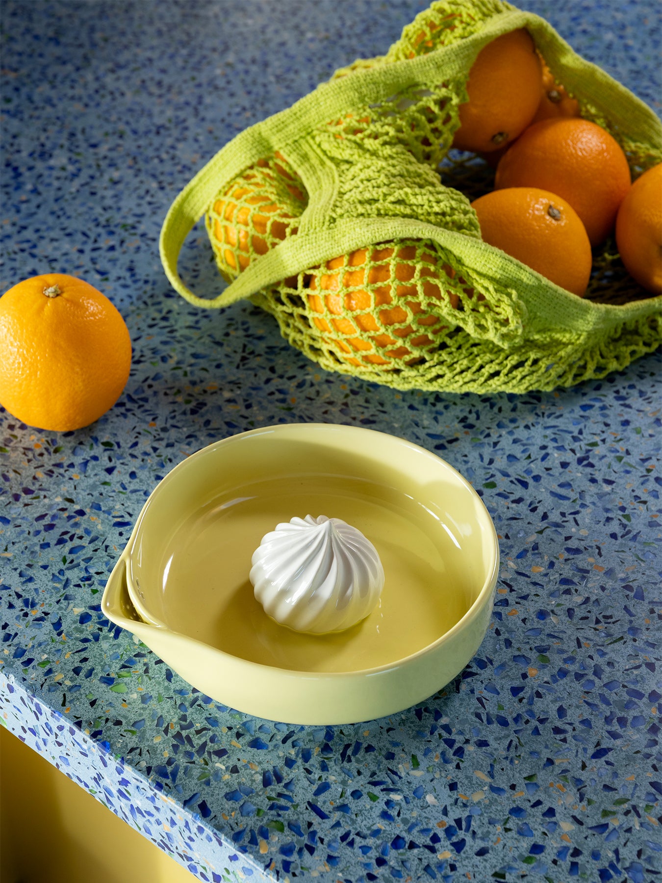 Pudding Citrus Squeezer Yellow