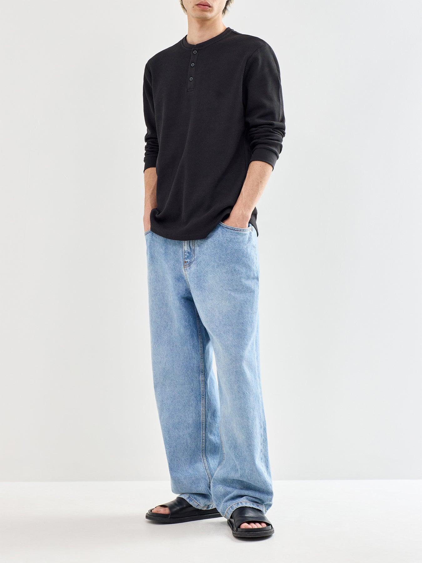 Stobie Long Sleeve Henley T-Shirt Black