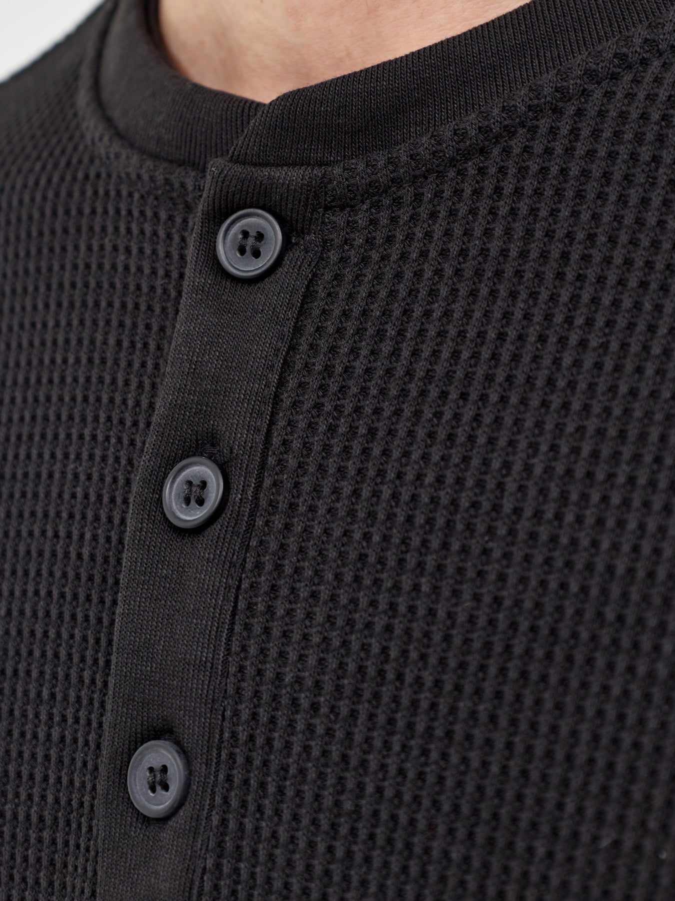 Stobie Long Sleeve Henley T-Shirt Black