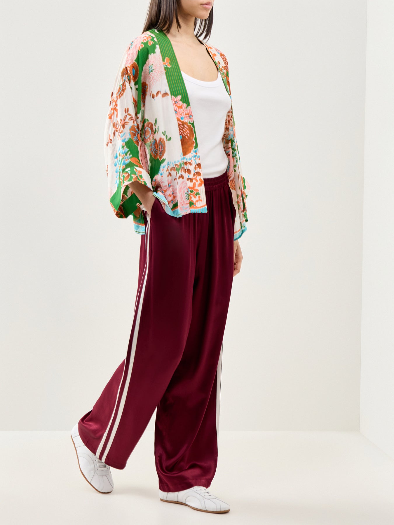 Kitsch Bouquet Print Kimono Green