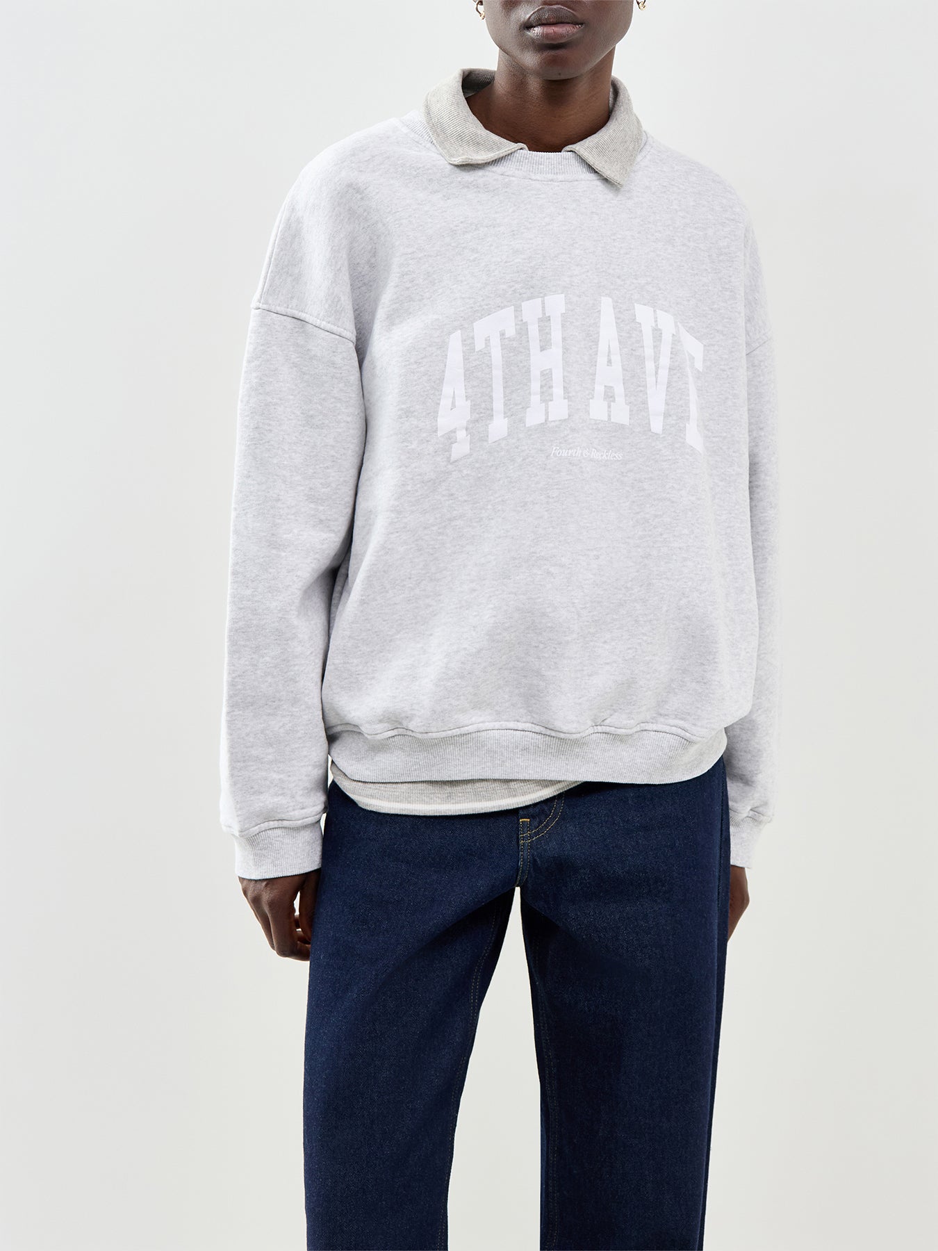 Avenue Sweatshirt Grey