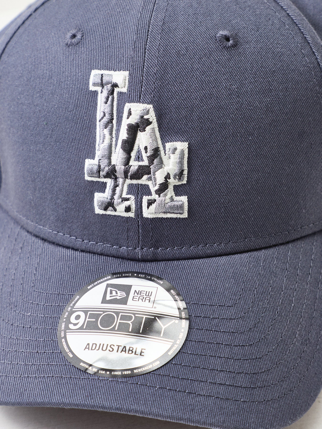Outline Camo 9FORTY LA Cap Grey