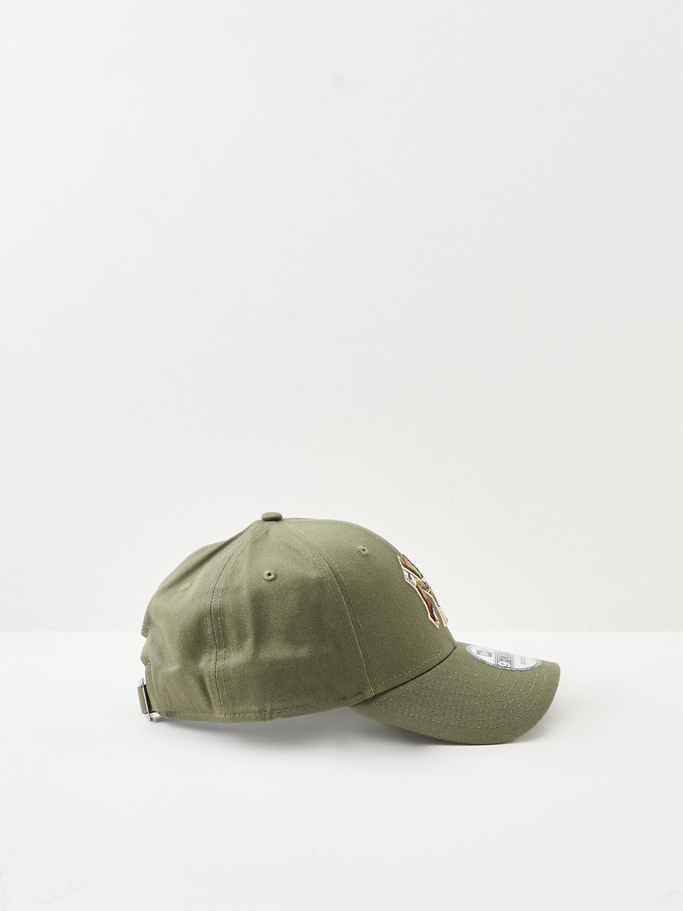 Outline Camo 9FORTY NY Cap Olive