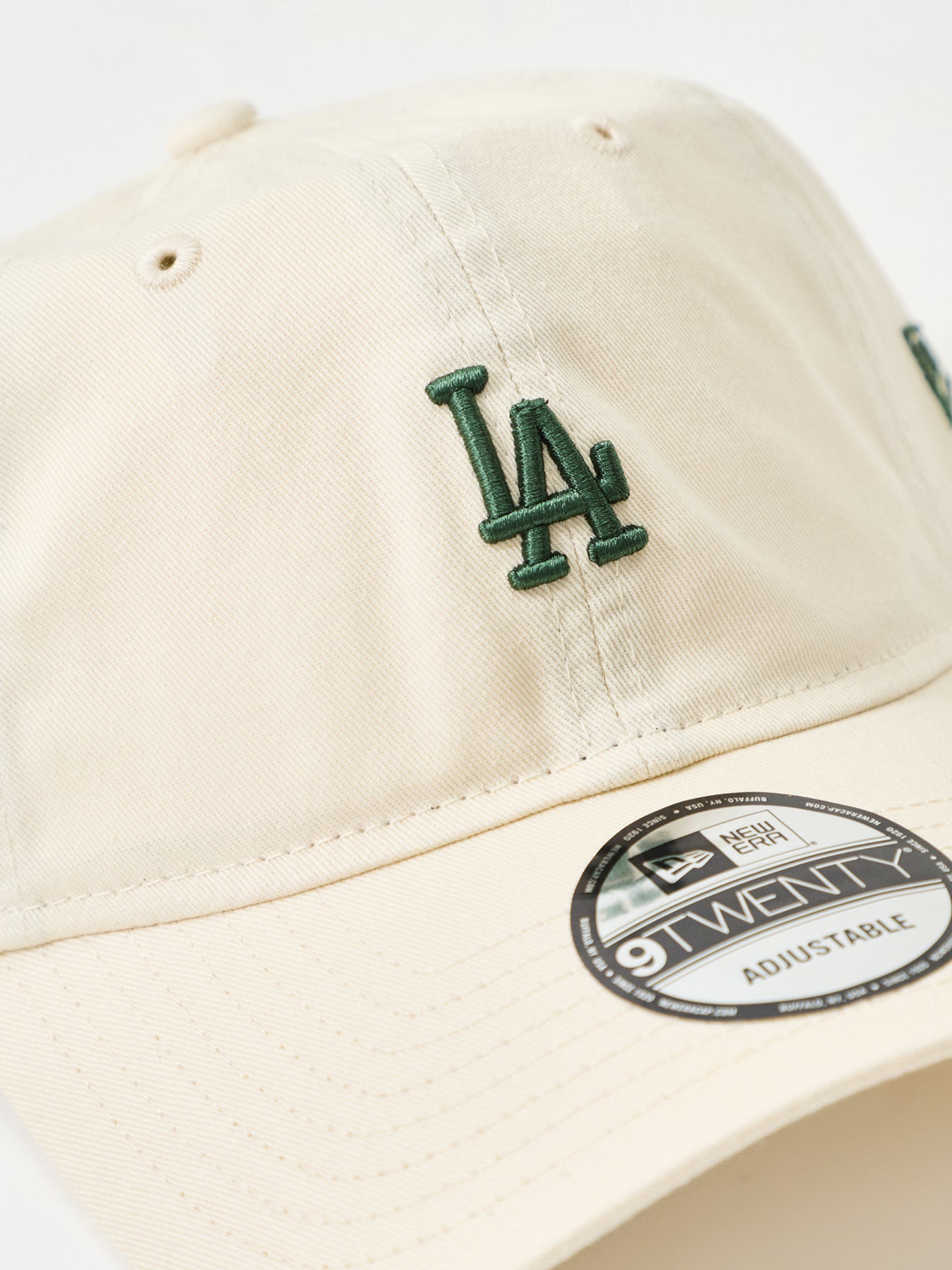 Mini Logo 9TWENTY Los Angeles Dodgers Cap White